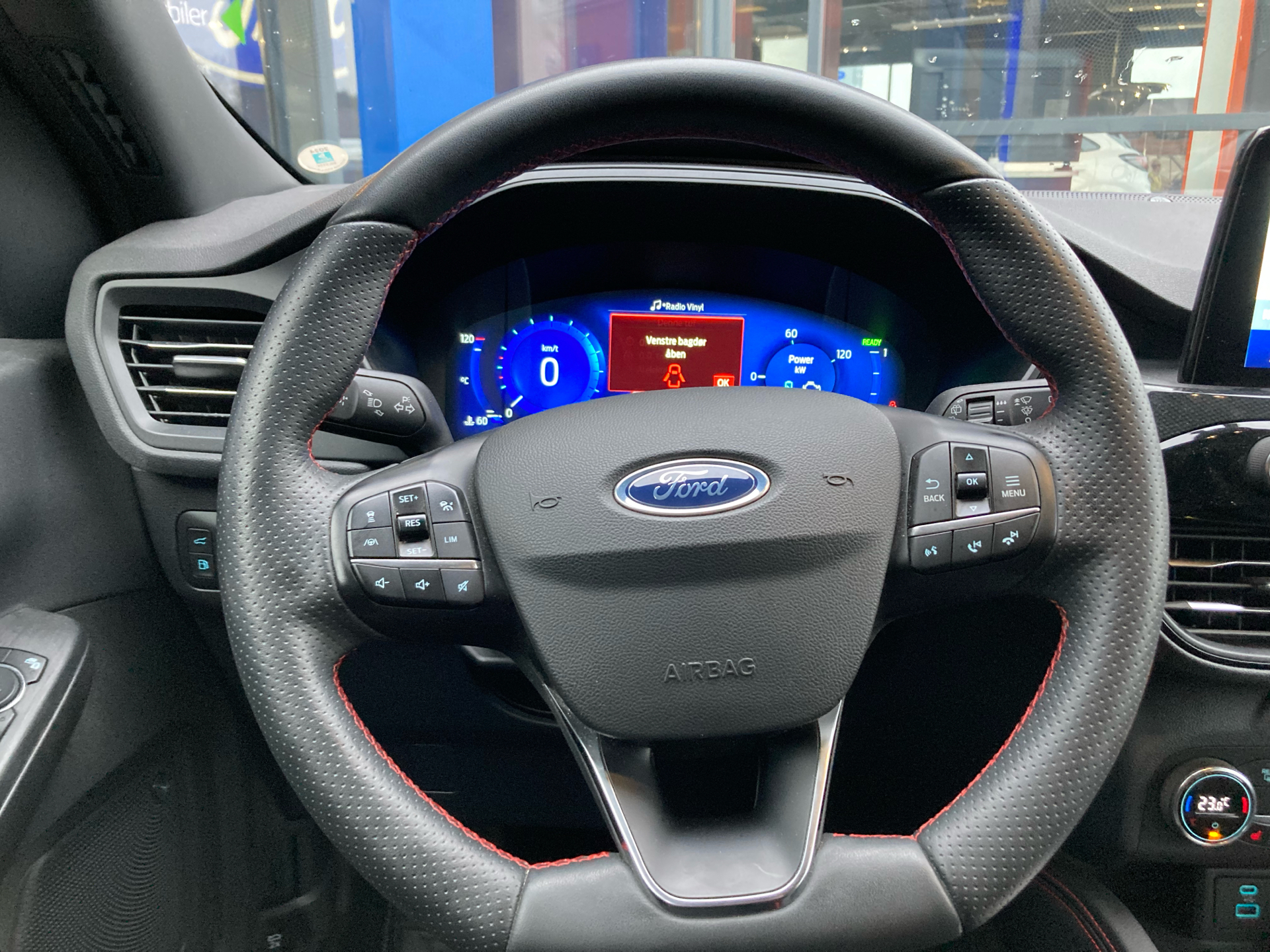 Billede af Ford Kuga 2,5 Plugin-hybrid ST-Line X CVT 225HK 5d Trinl. Gear