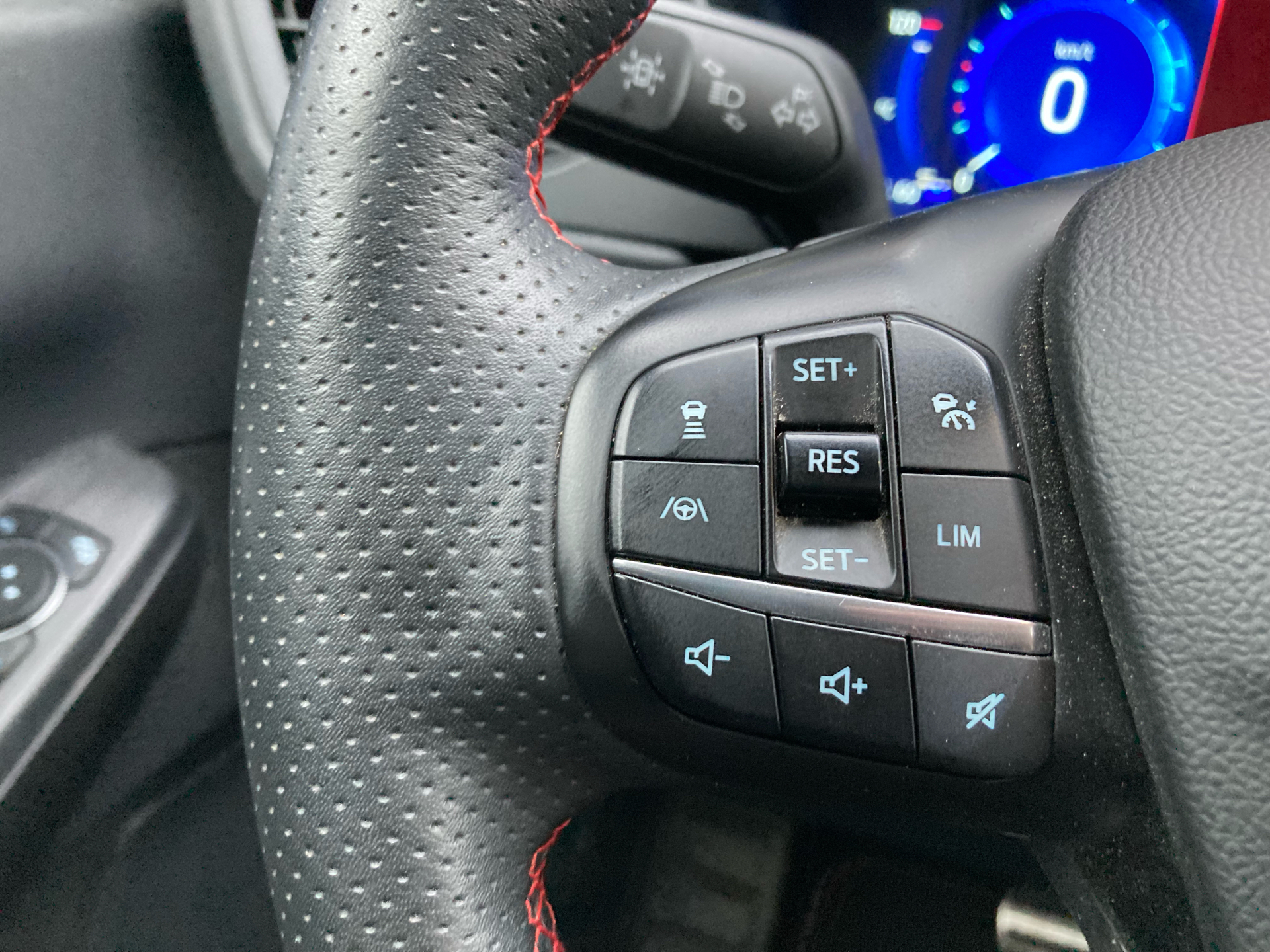 Billede af Ford Kuga 2,5 Plugin-hybrid ST-Line X CVT 225HK 5d Trinl. Gear