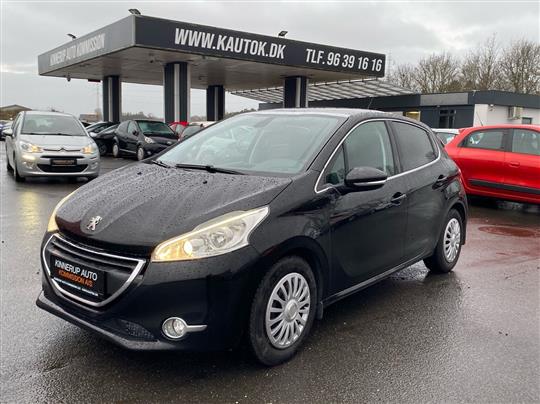 Peugeot 208 1,2 VTi Supreme 82HK 5d