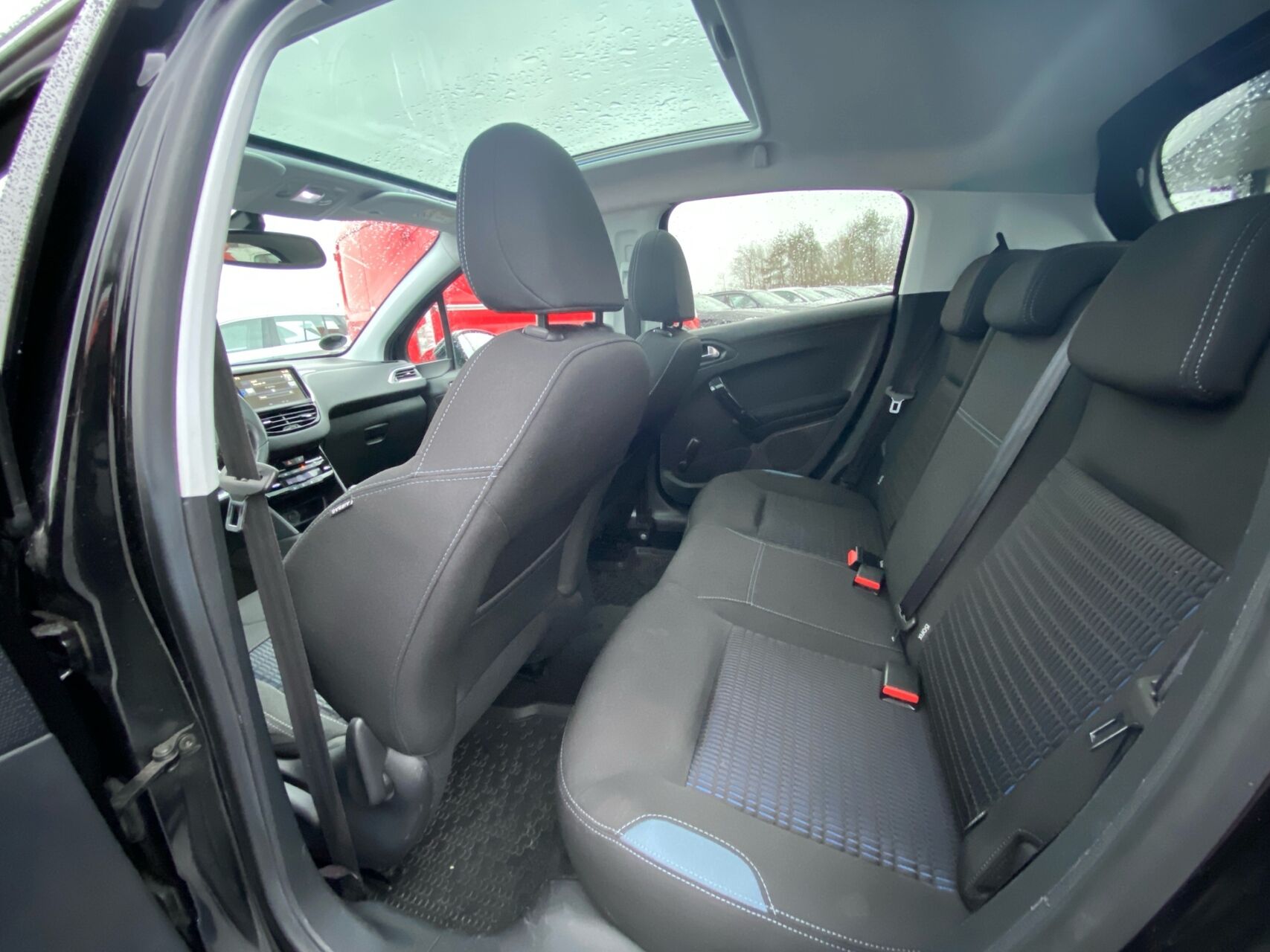 Billede af Peugeot 208 1,2 VTi Supreme 82HK 5d