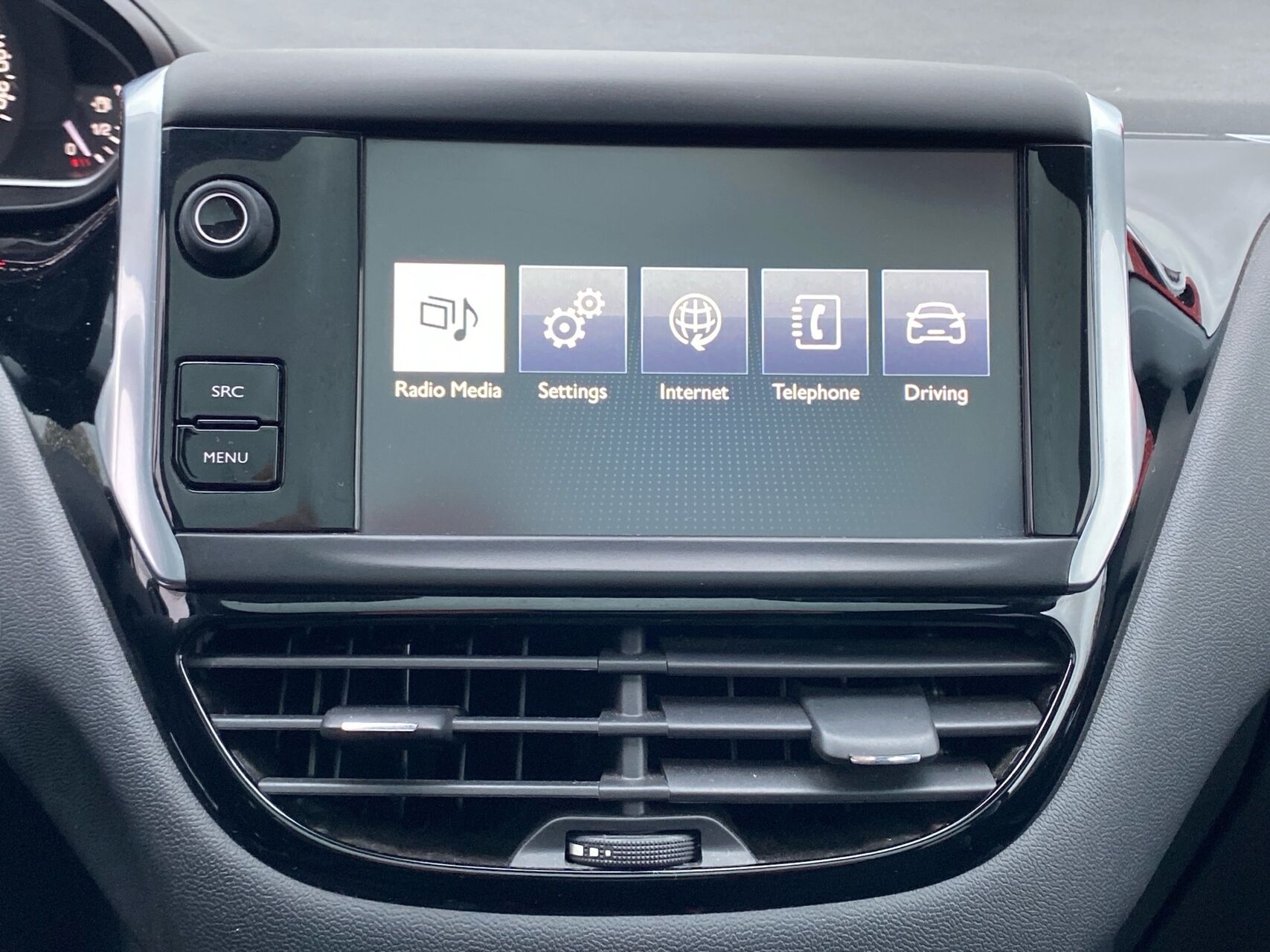 Billede af Peugeot 208 1,2 VTi Supreme 82HK 5d