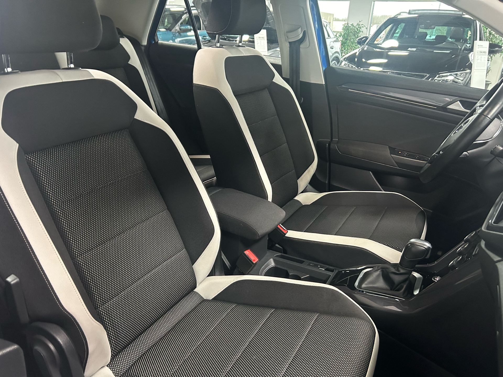 Billede af VW T-Roc 1,5 TSI ACT Sport DSG 150HK 5d 7g Aut.