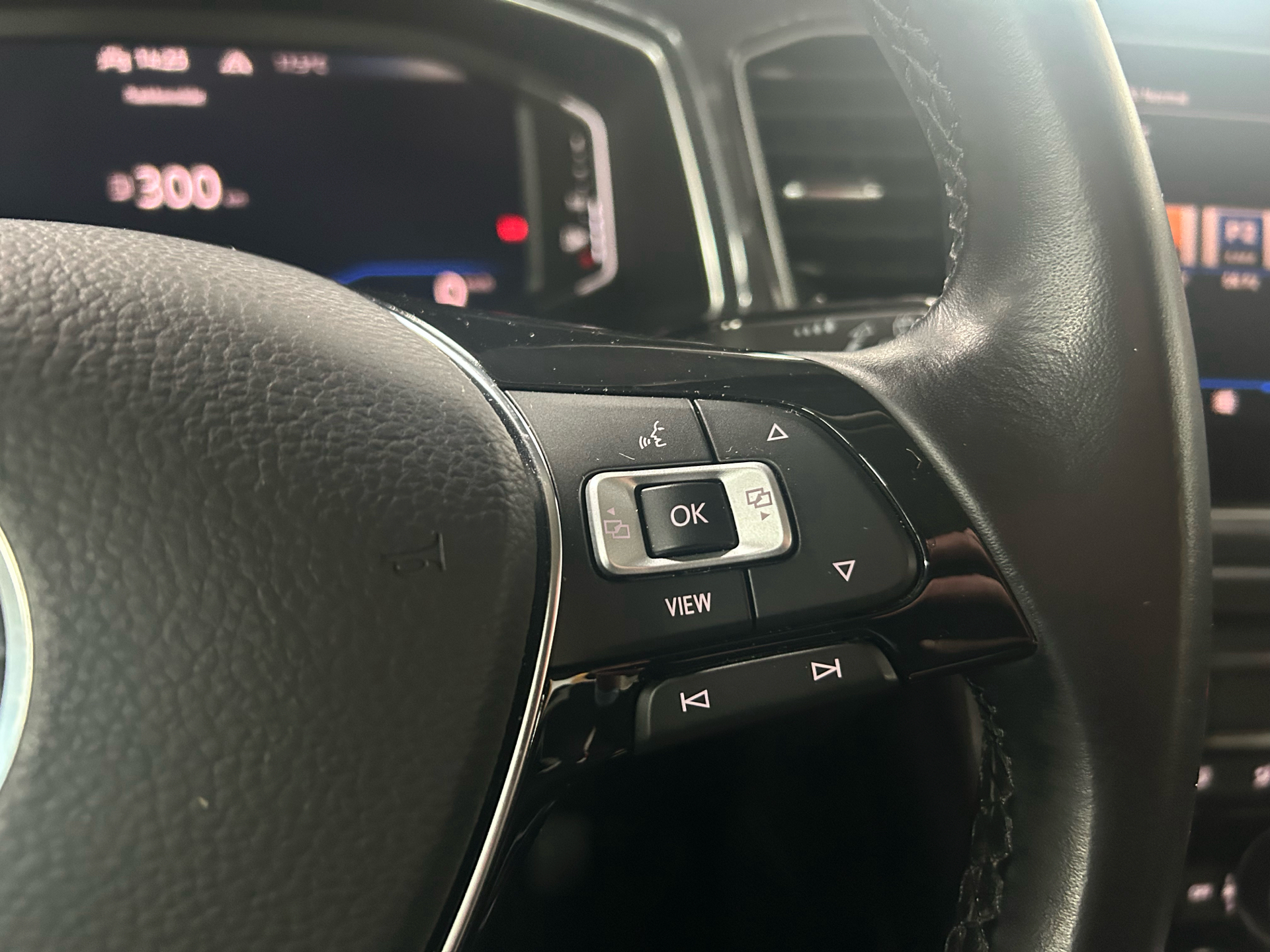 Billede af VW T-Roc 1,5 TSI ACT Sport DSG 150HK 5d 7g Aut.