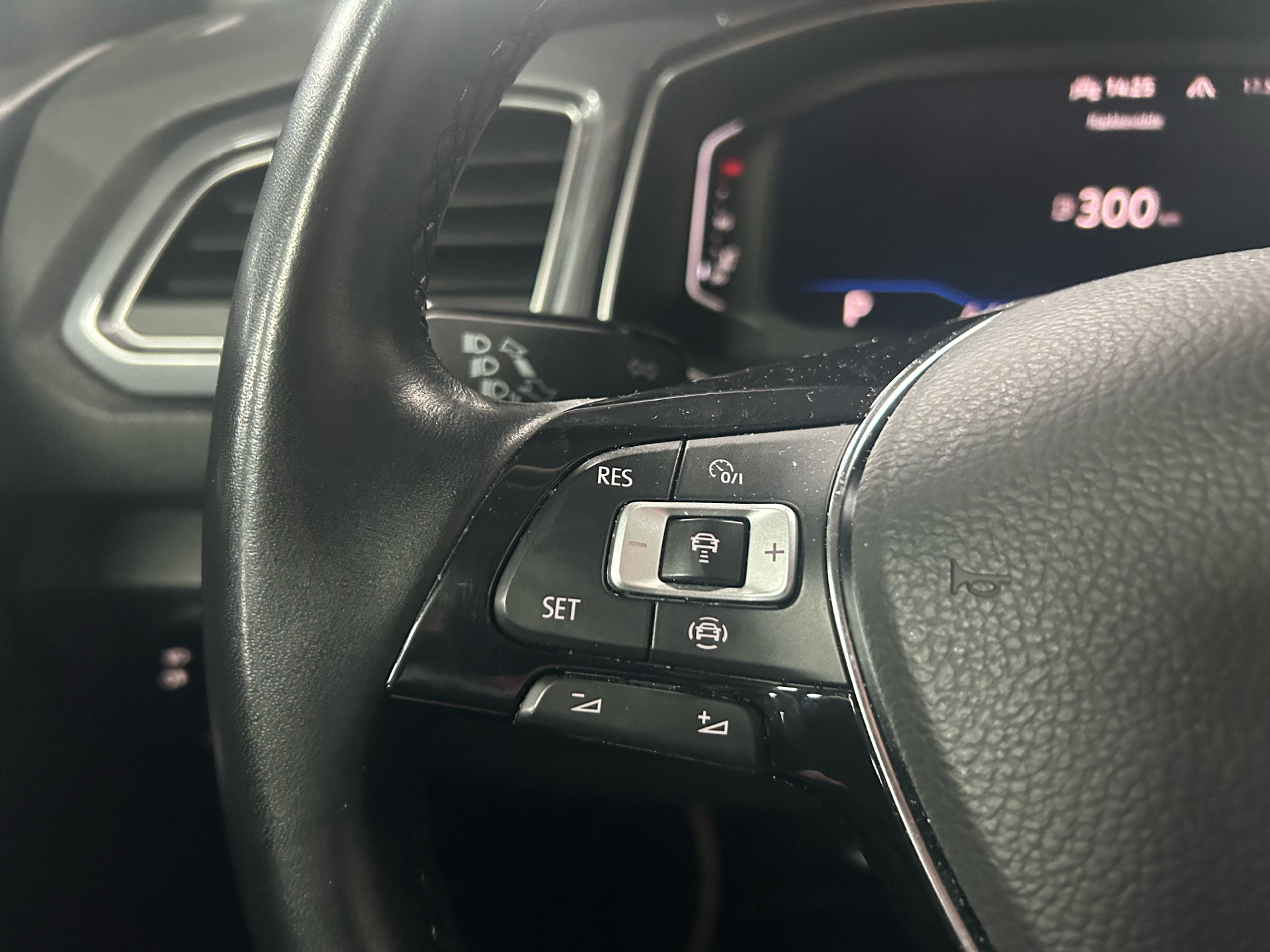 Billede af VW T-Roc 1,5 TSI ACT Sport DSG 150HK 5d 7g Aut.