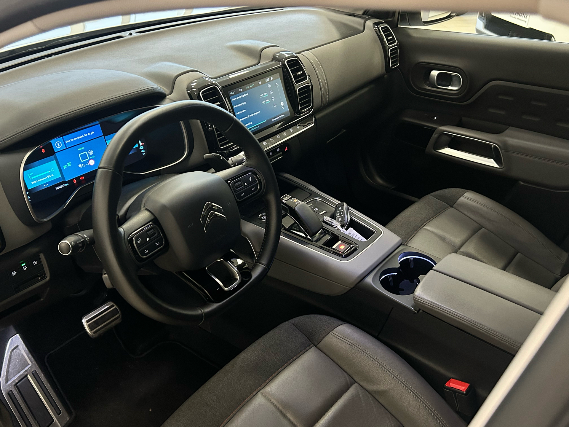 Billede af Citroën C5 Aircross 1,6 Plugin-hybrid Shine Sport EAT8 225HK 5d 8g Aut.