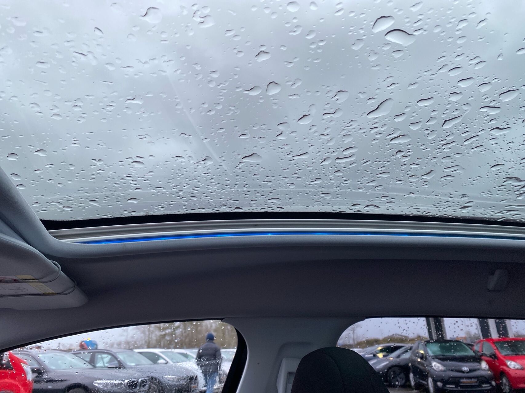 Billede af Peugeot 2008 1,2 VTi Active Sky 82HK