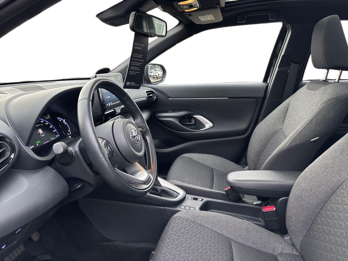 Billede af Toyota Yaris Cross 1,5 Hybrid Style 116HK 5d Trinl. Gear