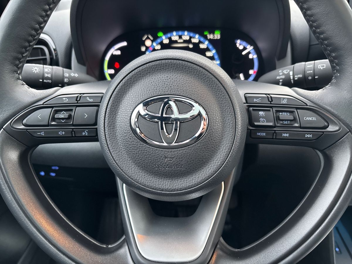 Billede af Toyota Yaris Cross 1,5 Hybrid Style 116HK 5d Trinl. Gear