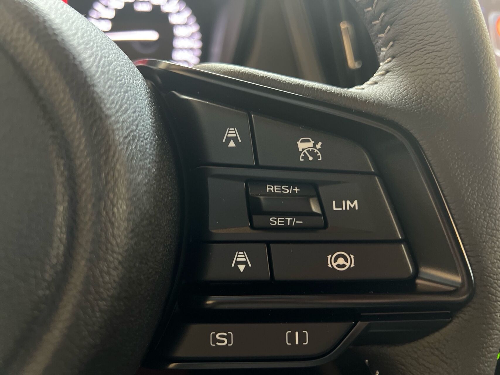 Billede af Subaru Forester 2,0 e-Boxer  Mild hybrid Adventure AWD Lineartronic 136HK 5d Aut.