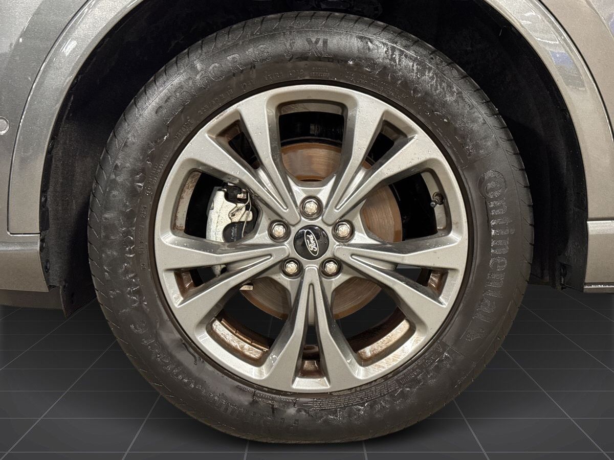 Billede af Ford Kuga 2,5 Plugin-hybrid Vignale CVT 225HK 5d Trinl. Gear