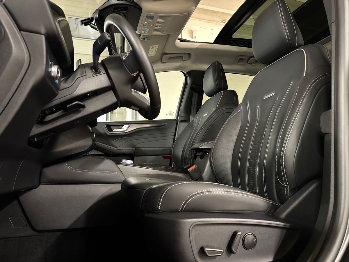 Billede af Ford Kuga 2,5 Plugin-hybrid Vignale CVT 225HK 5d Trinl. Gear