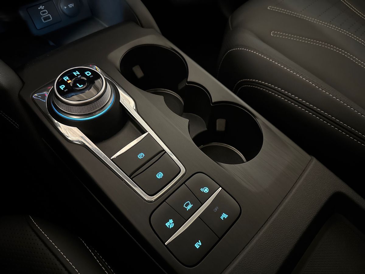 Billede af Ford Kuga 2,5 Plugin-hybrid Vignale CVT 225HK 5d Trinl. Gear