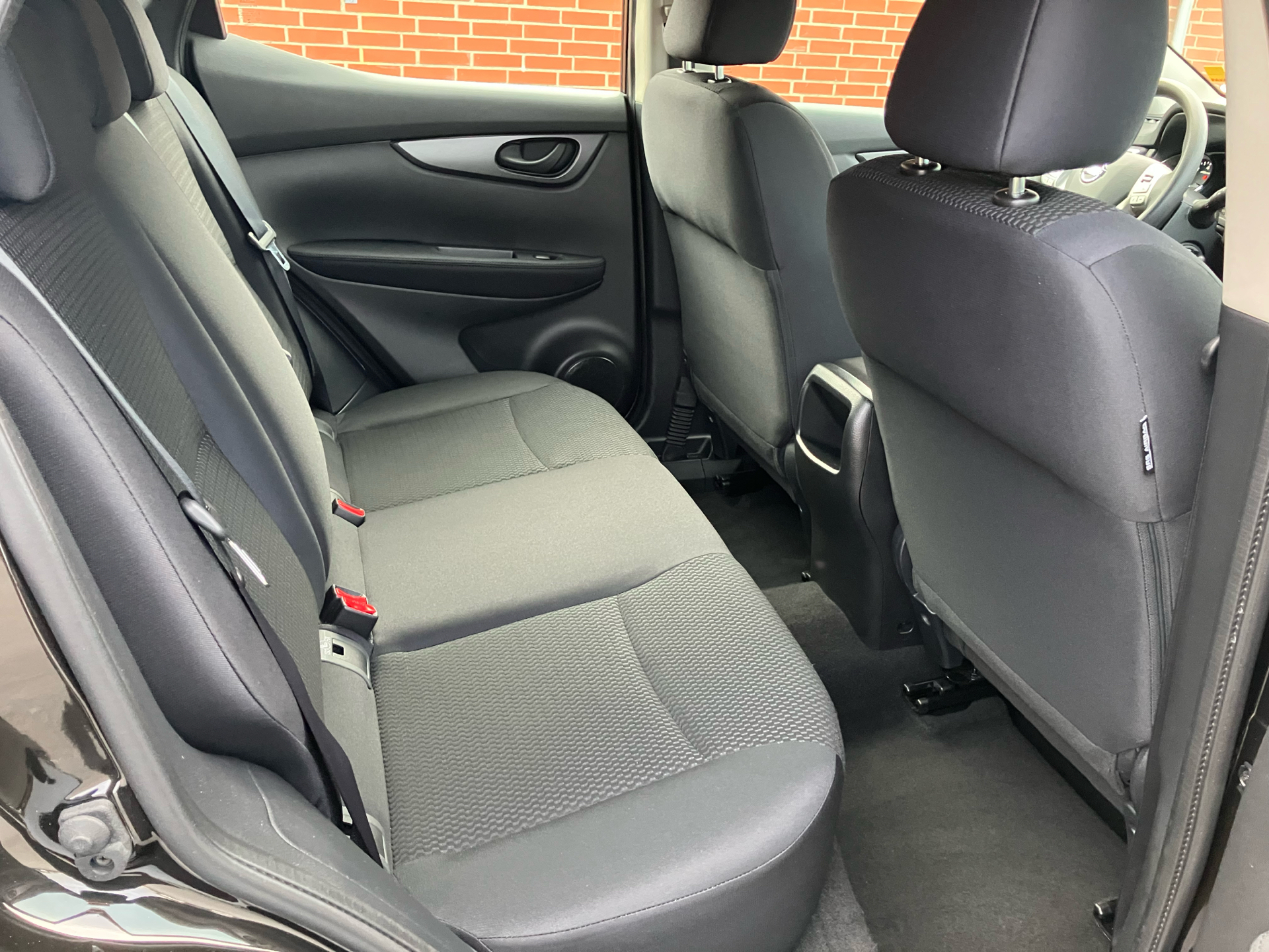 Billede af Nissan Qashqai 1,2 Dig-T Visia 4x2 115HK 5d 6g