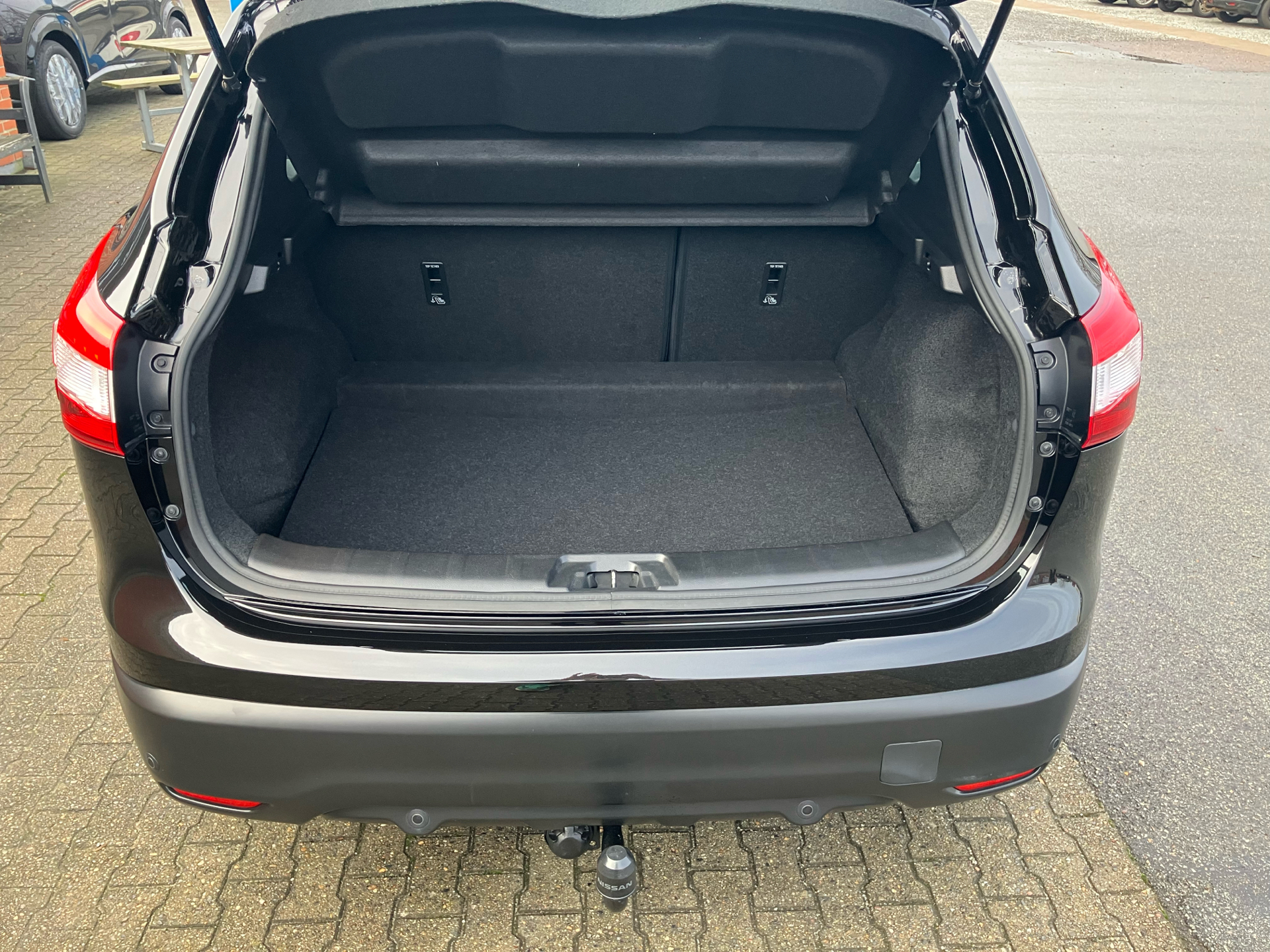 Billede af Nissan Qashqai 1,2 Dig-T Visia 4x2 115HK 5d 6g