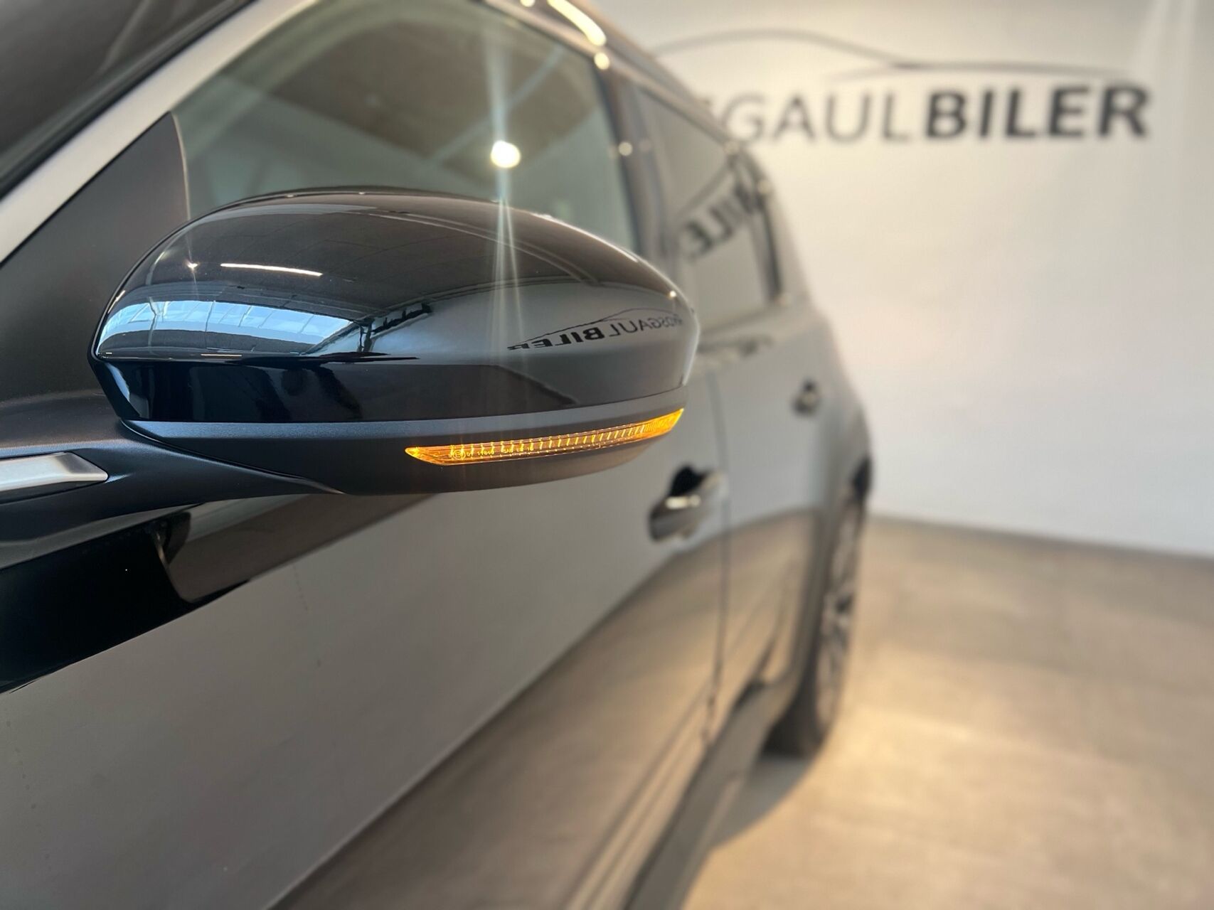 Billede af Renault R4 EL Iconic 150HK 5d Aut.