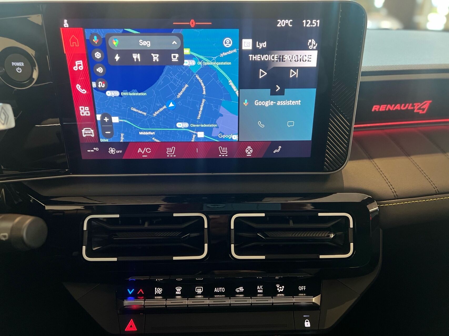 Billede af Renault R4 EL Iconic 150HK 5d Aut.