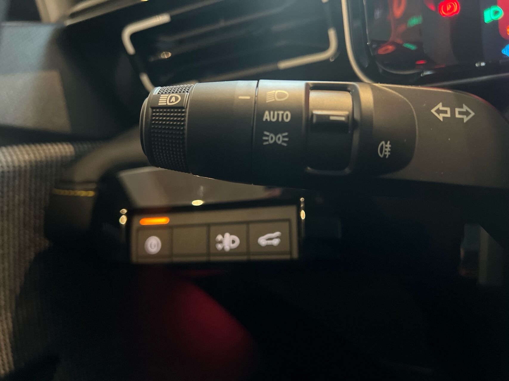 Billede af Renault R4 EL Iconic 150HK 5d Aut.