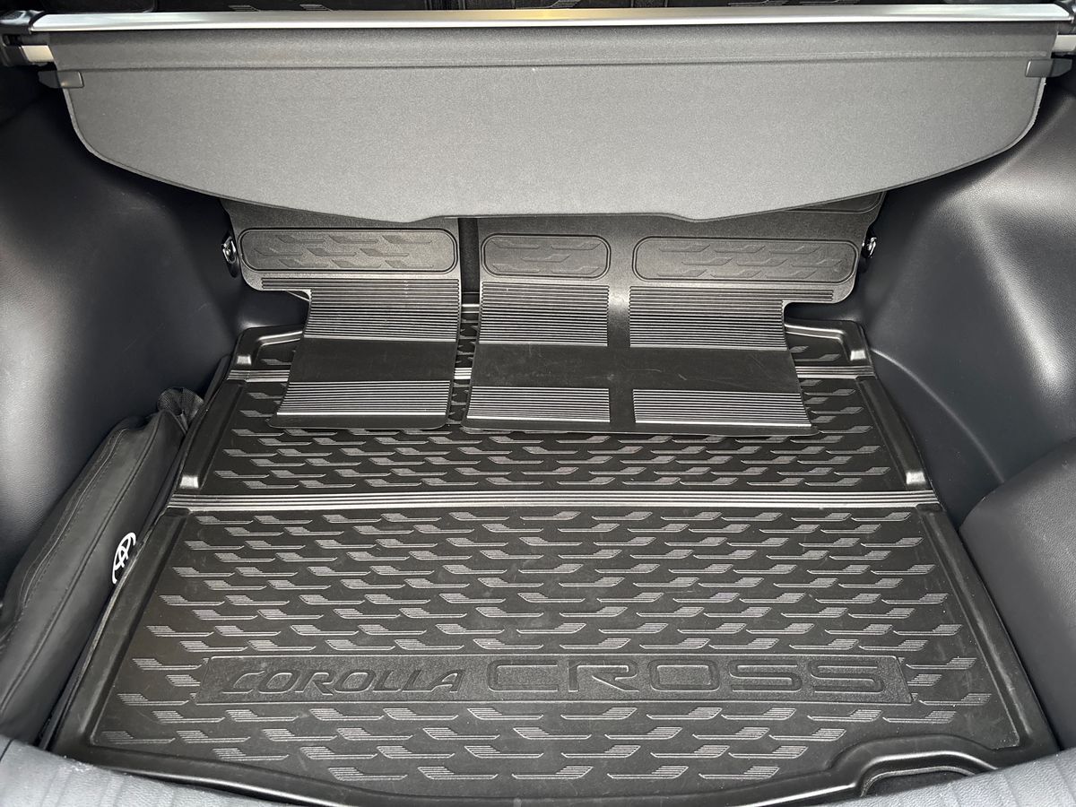 Billede af Toyota Corolla Cross 2,0 Hybrid Style E-CVT 197HK 5d Aut.