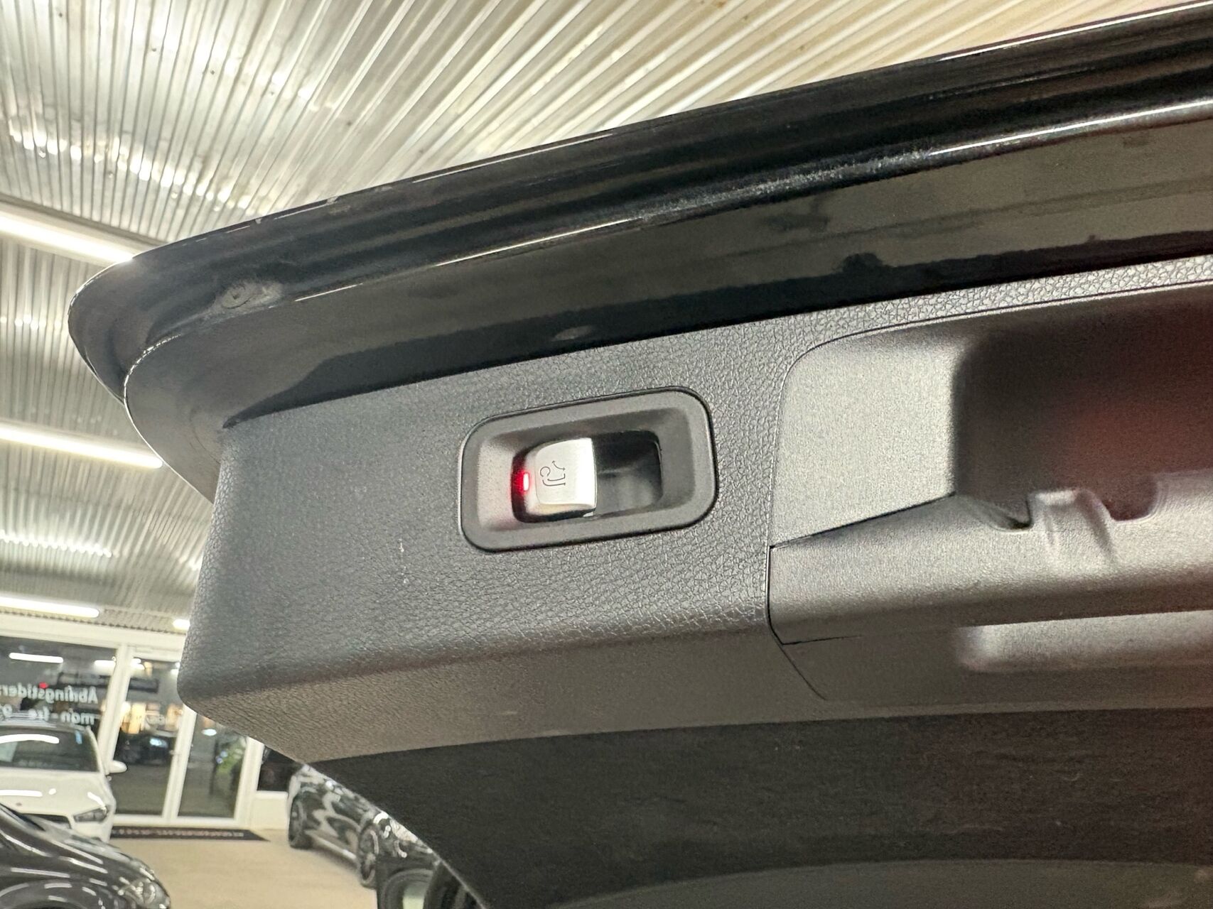 Billede af Mercedes-Benz E220 d T 2,0 D Avantgarde 9G-Tronic 194HK Stc Aut.