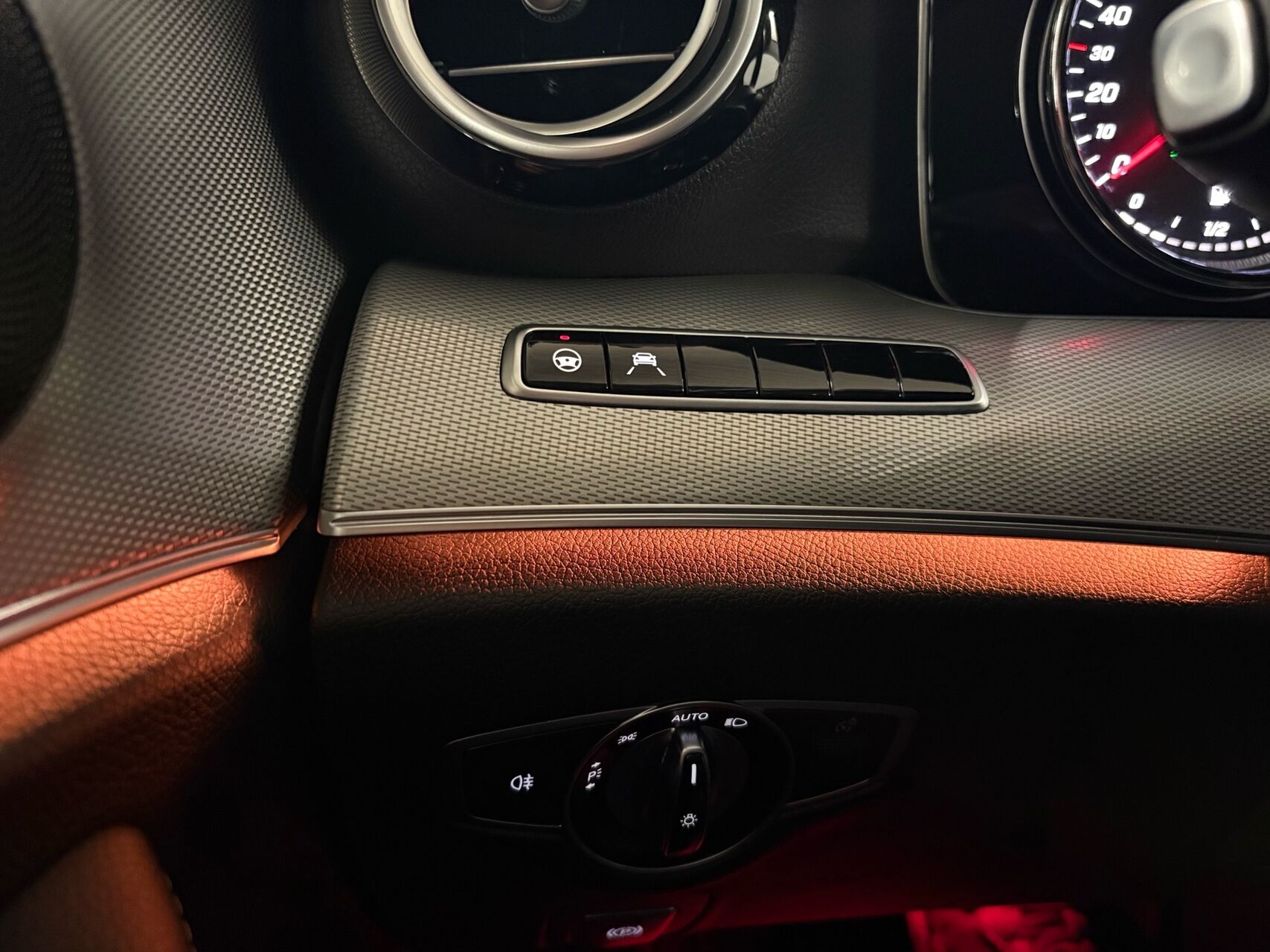 Billede af Mercedes-Benz E220 d T 2,0 D Avantgarde 9G-Tronic 194HK Stc Aut.