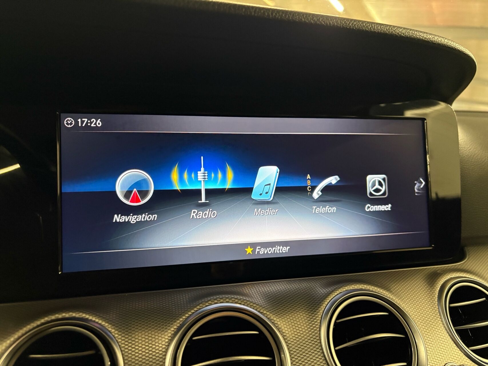 Billede af Mercedes-Benz E220 d T 2,0 D Avantgarde 9G-Tronic 194HK Stc Aut.