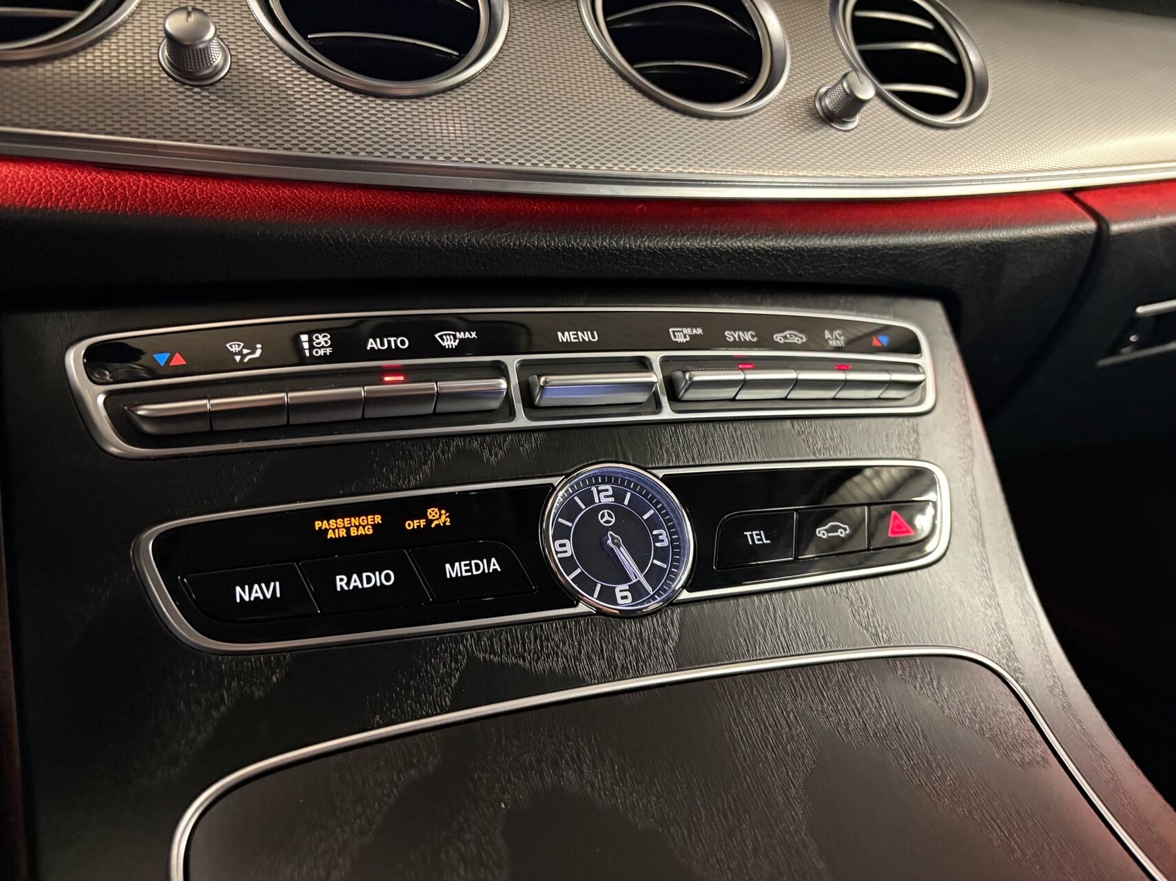 Billede af Mercedes-Benz E220 d T 2,0 D Avantgarde 9G-Tronic 194HK Stc Aut.