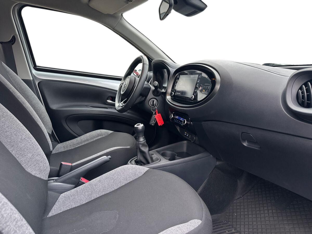 Billede af Toyota Aygo X 1,0 VVT-I Active 72HK 5d