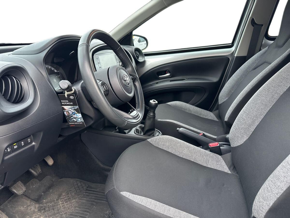 Billede af Toyota Aygo X 1,0 VVT-I Active 72HK 5d