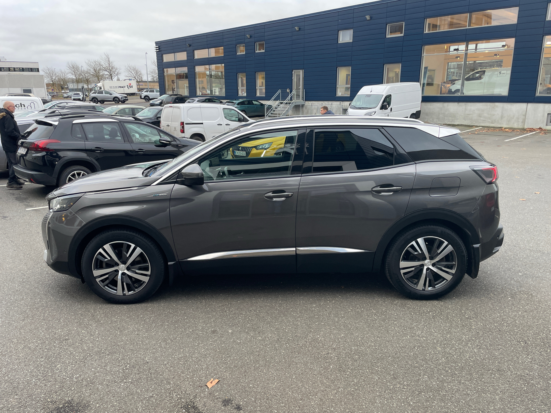 Billede af Peugeot 3008 1,6 PureTech  Plugin-hybrid Allure Pack LTD EAT8 225HK 5d 8g Aut.