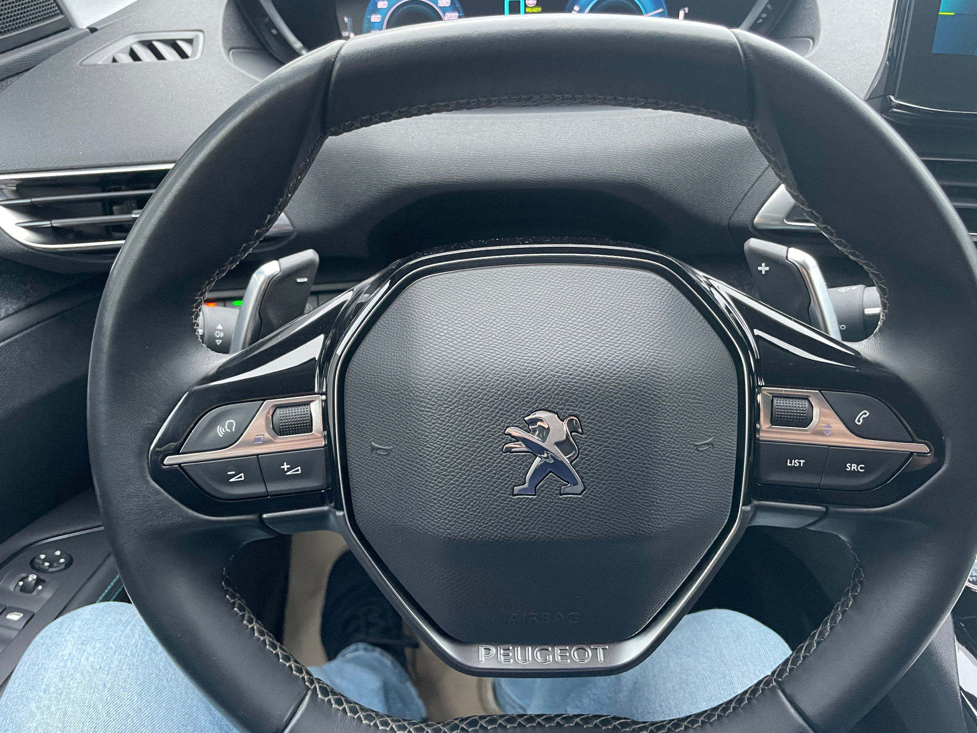 Billede af Peugeot 3008 1,6 PureTech  Plugin-hybrid Allure Pack LTD EAT8 225HK 5d 8g Aut.