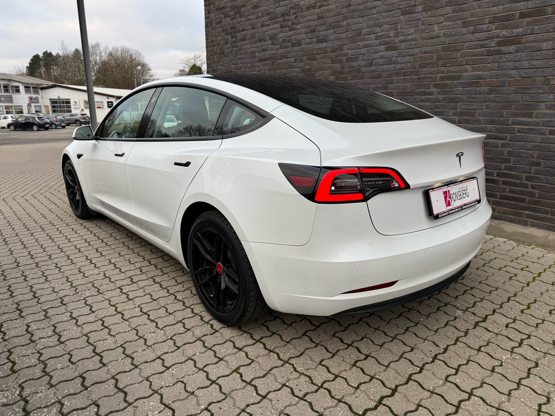 Billede af Tesla Model 3 EL Standard Range Plus 325HK Aut.