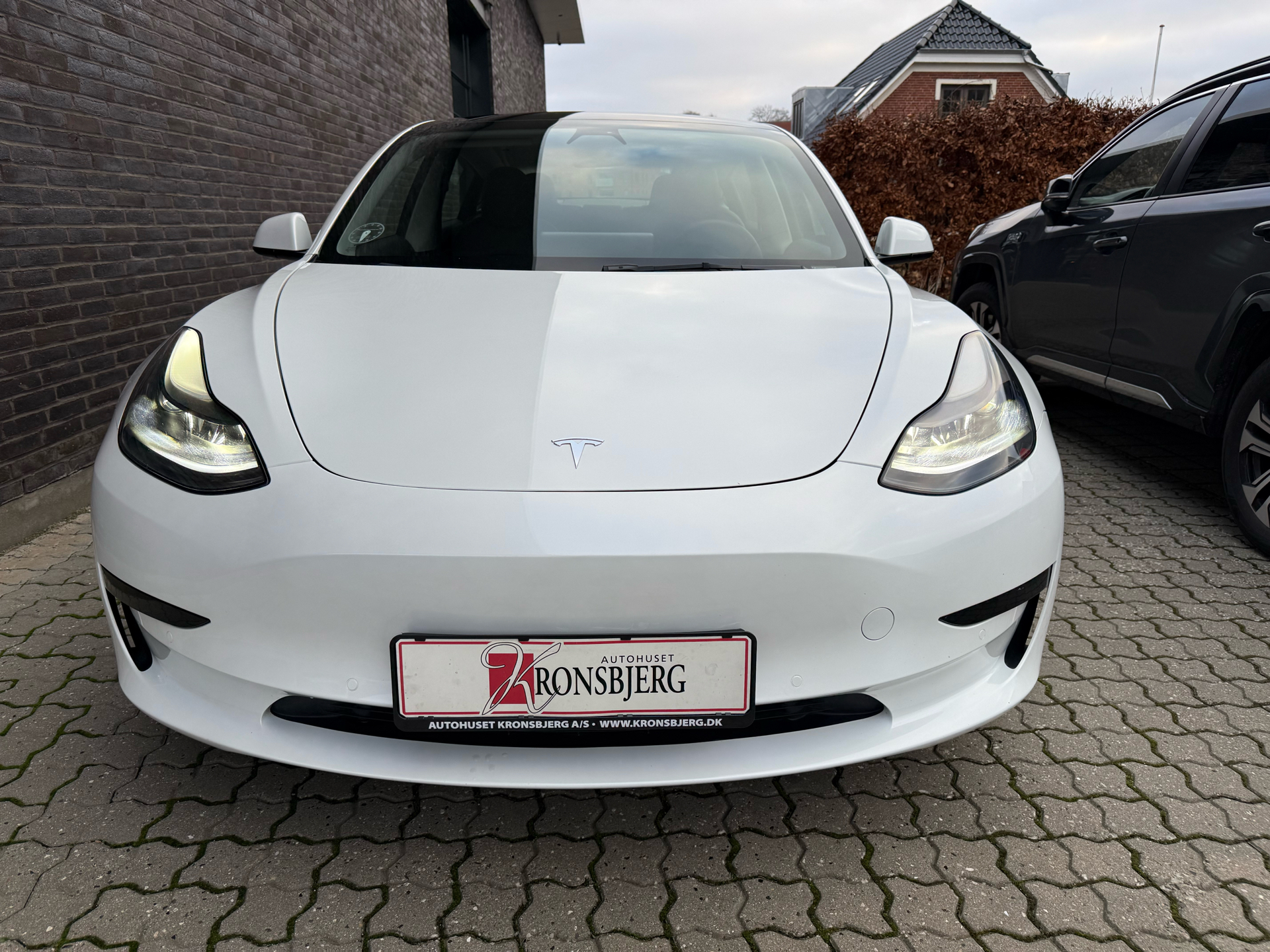 Billede af Tesla Model 3 EL Standard Range Plus 325HK Aut.
