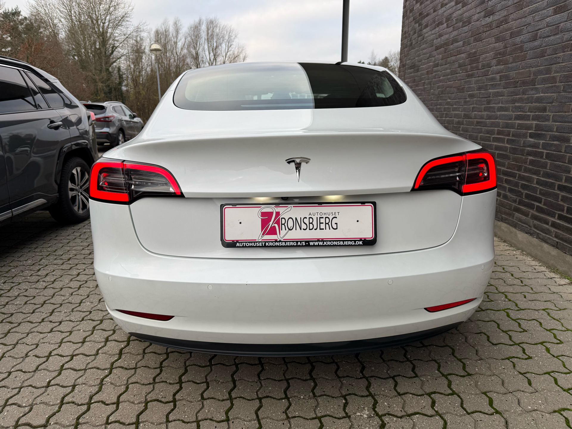 Billede af Tesla Model 3 EL Standard Range Plus 325HK Aut.
