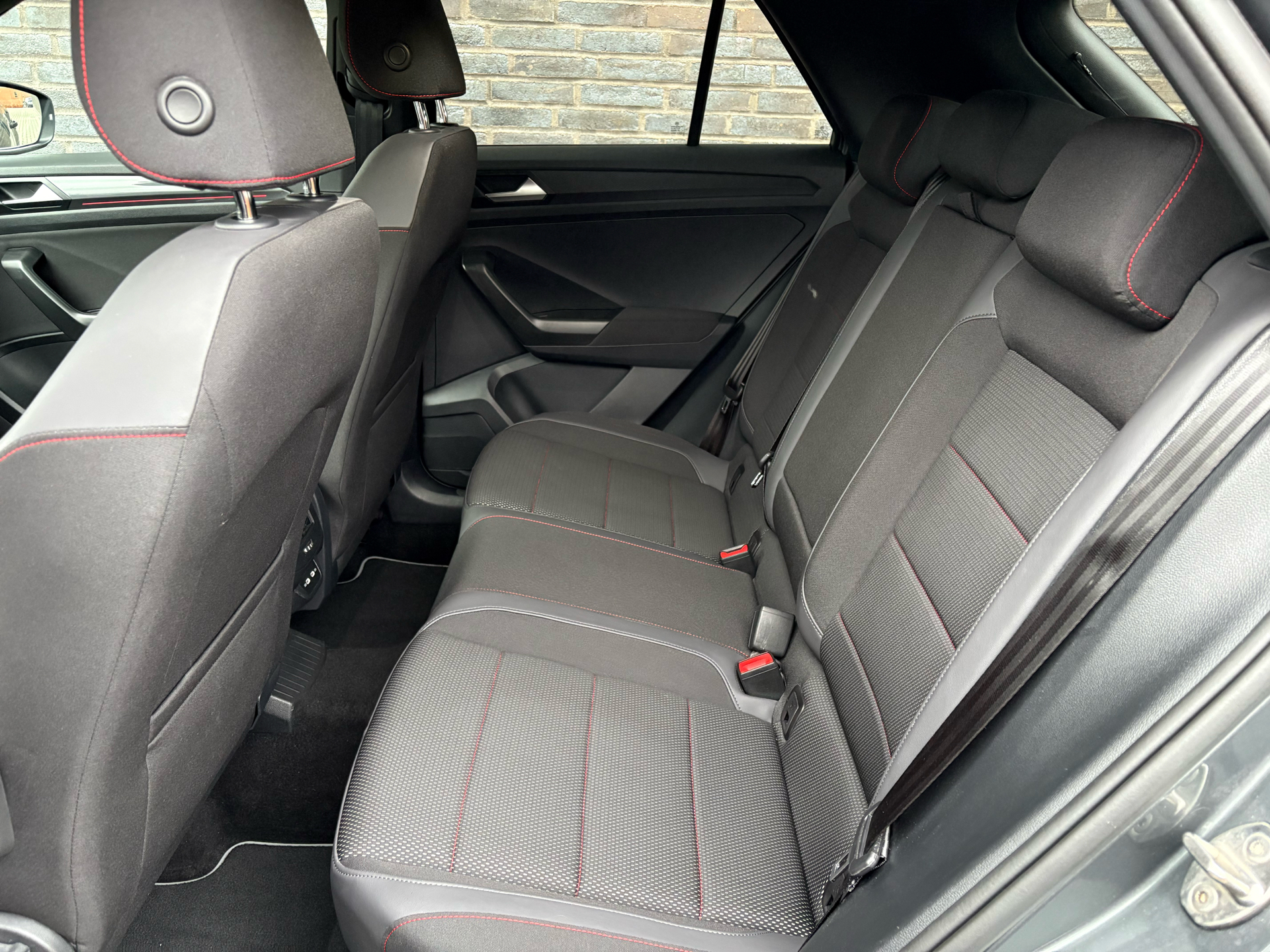 Billede af VW T-Roc 1,5 TSI ACT Sport Team DSG 150HK 5d 7g Aut.