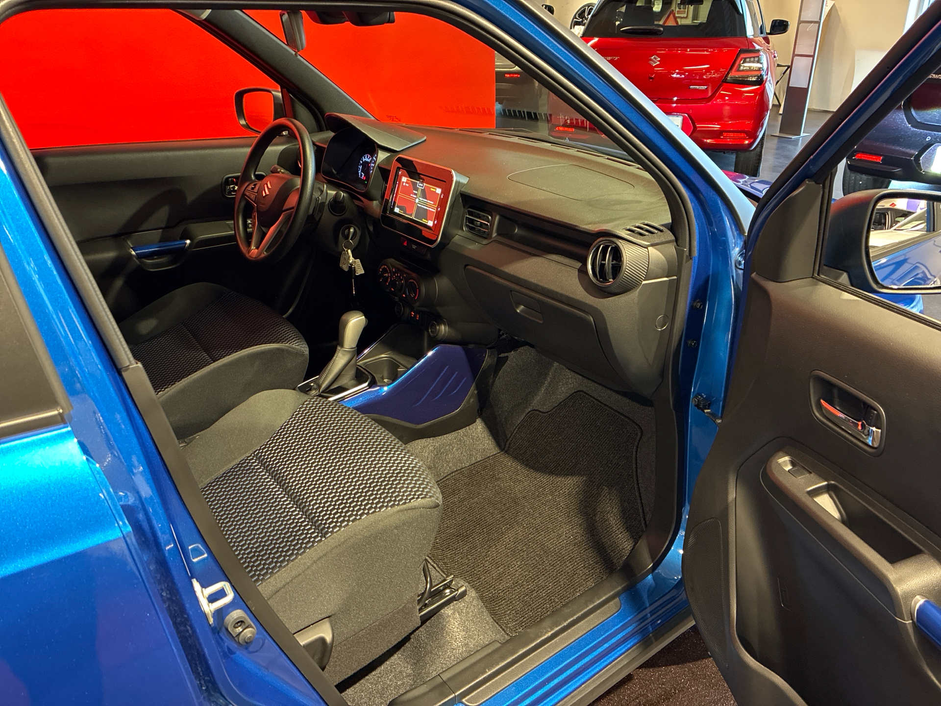 Billede af Suzuki Ignis 1,2 Dualjet  Mild hybrid Active AEB Hybrid CVT 83HK 5d Aut.