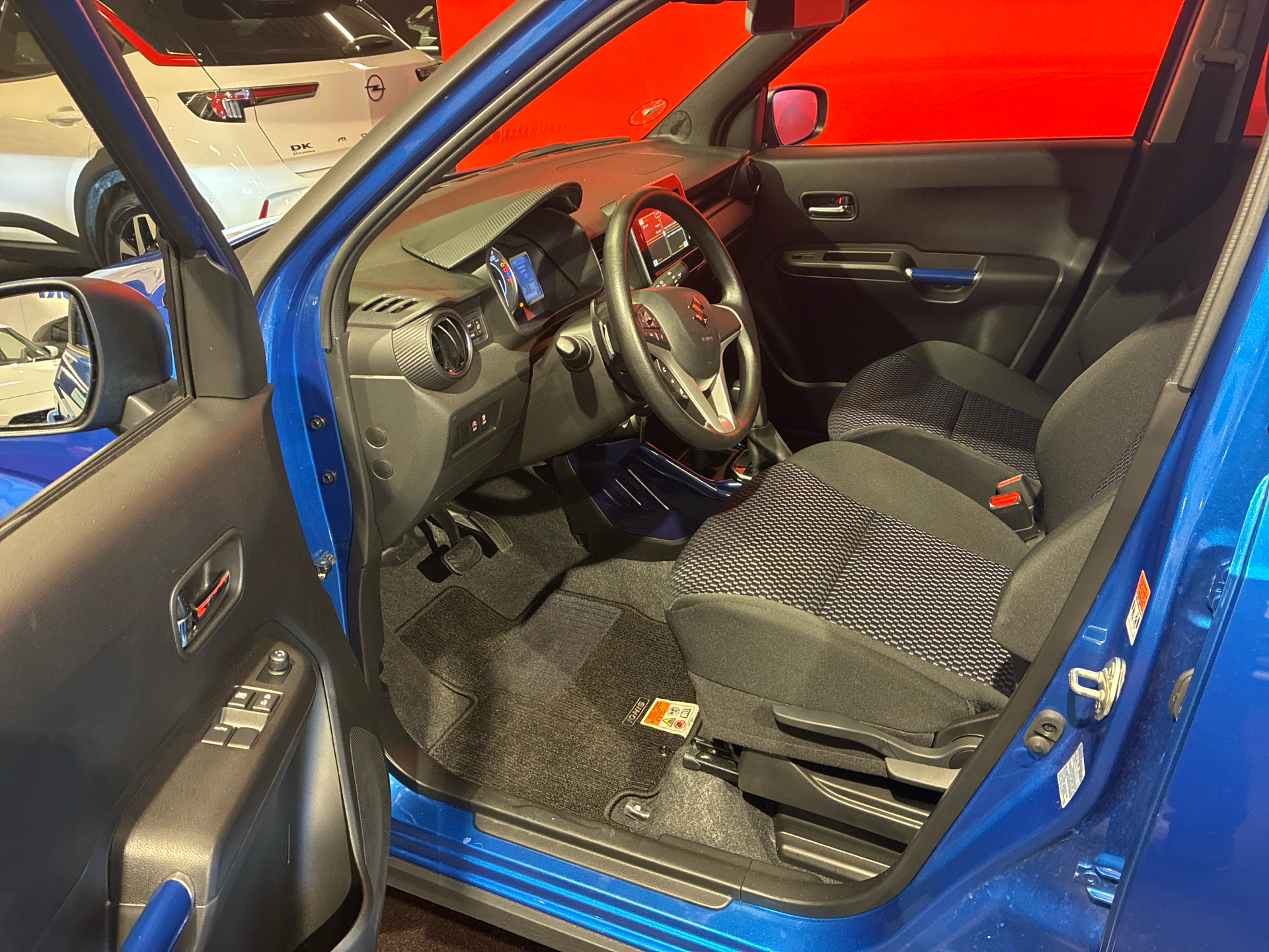 Billede af Suzuki Ignis 1,2 Dualjet  Mild hybrid Active AEB Hybrid CVT 83HK 5d Aut.