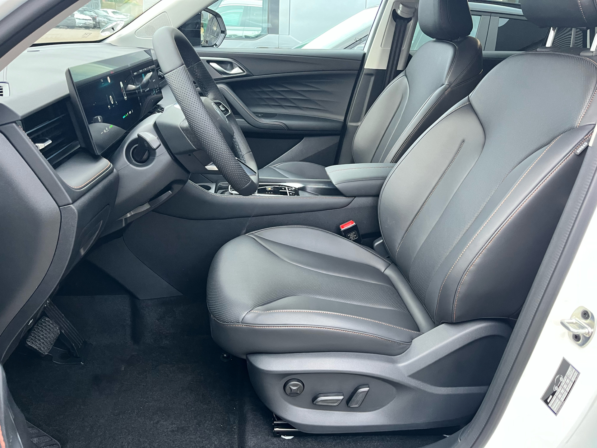 Billede af MG HS 1,5 T GDI  Plugin-hybrid Luxury 272HK 5d Aut.