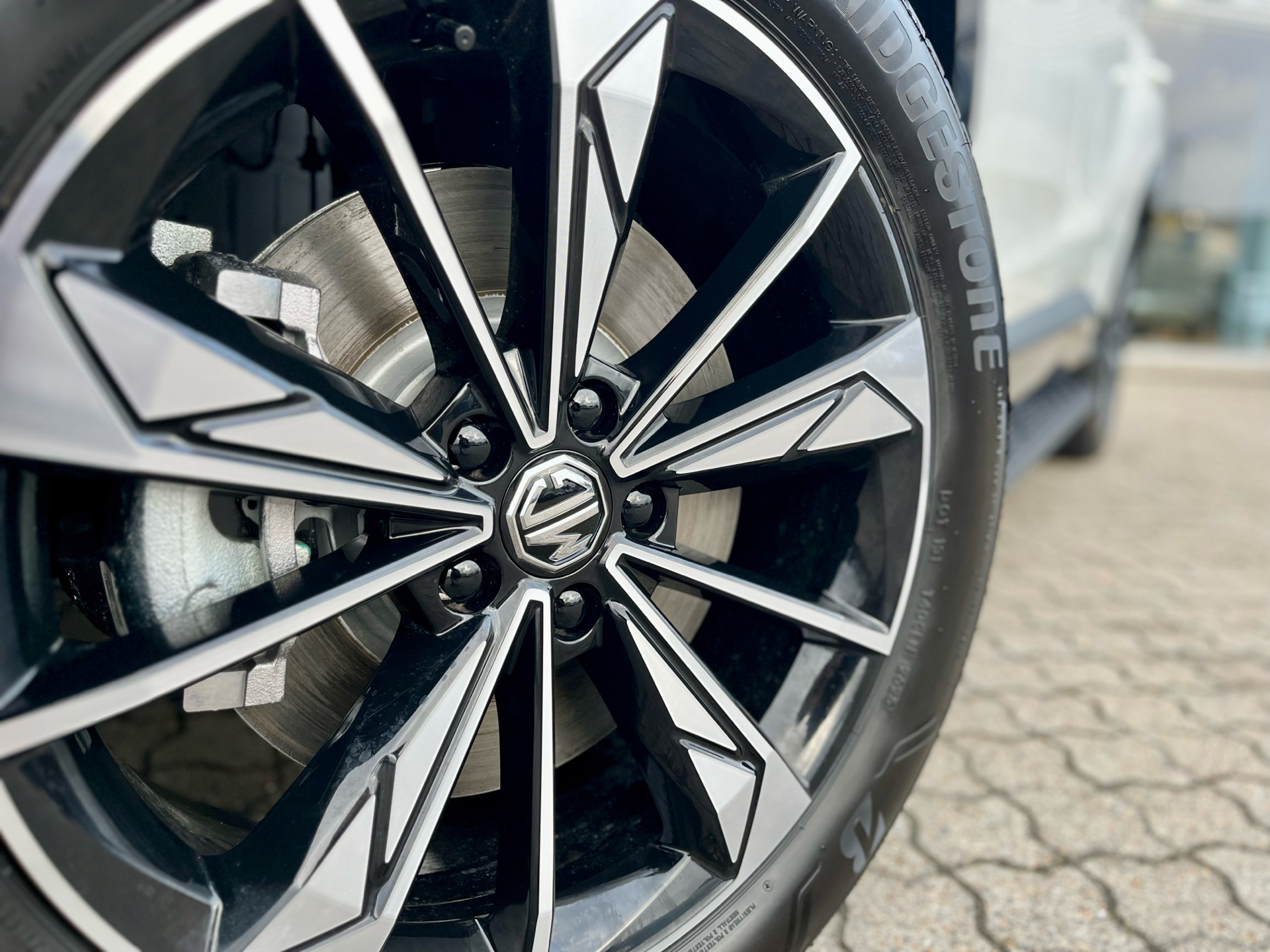 Billede af MG HS 1,5 T GDI  Plugin-hybrid Luxury 272HK 5d Aut.