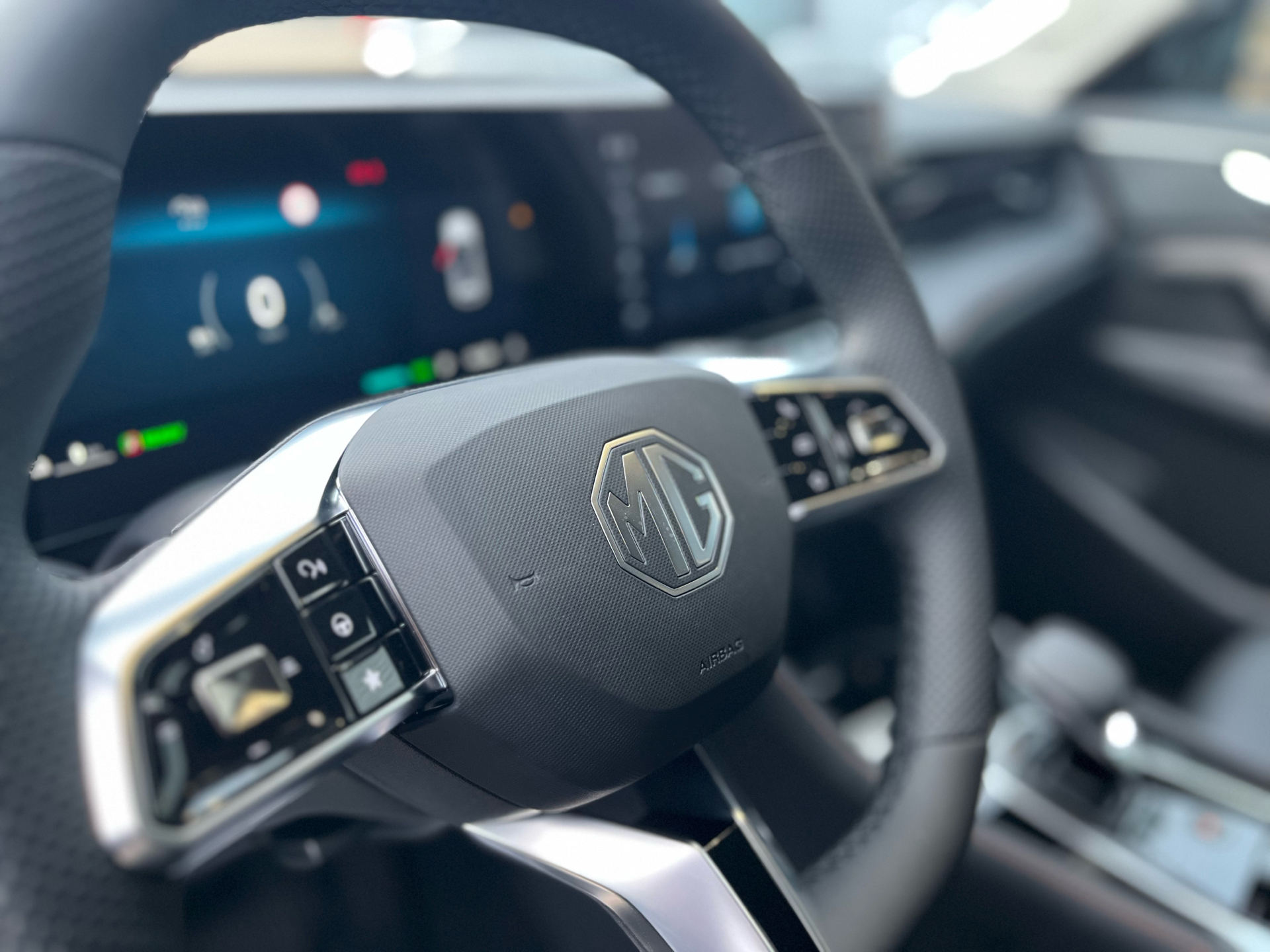 Billede af MG HS 1,5 T GDI  Plugin-hybrid Luxury 272HK 5d Aut.