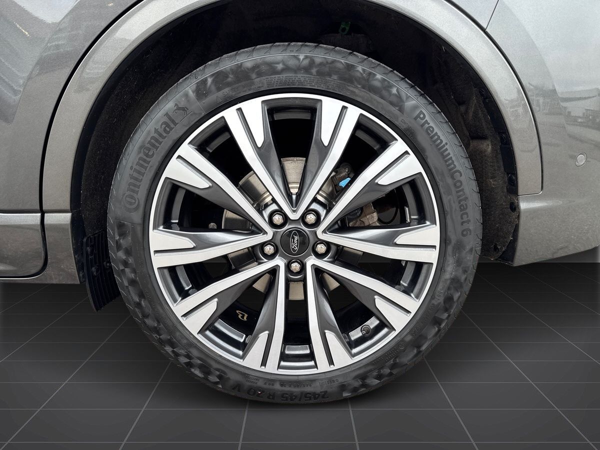 Billede af Ford Kuga 2,5 Plugin-hybrid Vignale CVT 225HK 5d Trinl. Gear