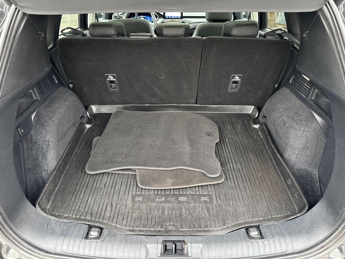 Billede af Ford Kuga 2,5 Plugin-hybrid Vignale CVT 225HK 5d Trinl. Gear