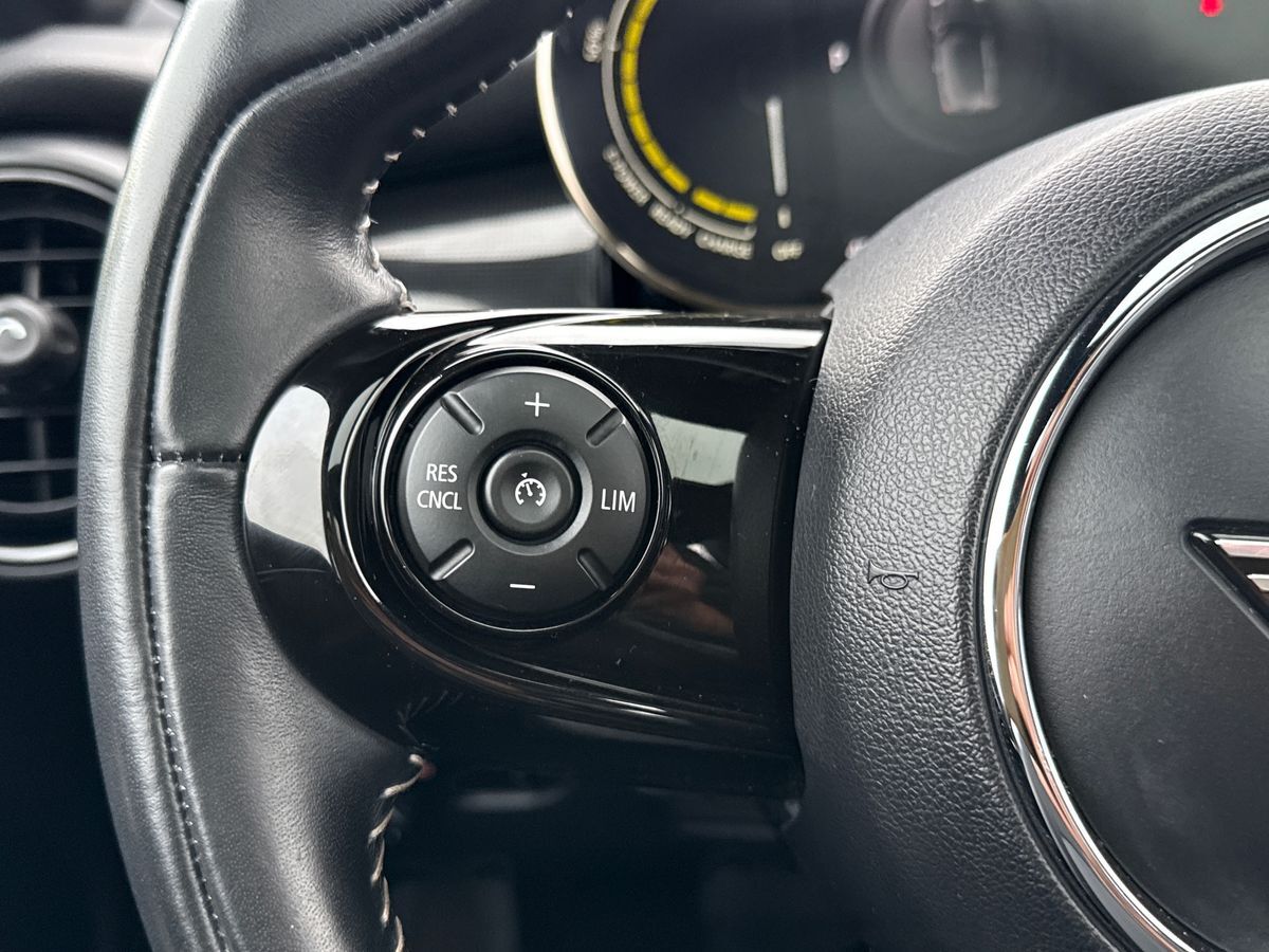 Billede af Mini Cooper SE EL Trim XL 184HK 3d Aut.