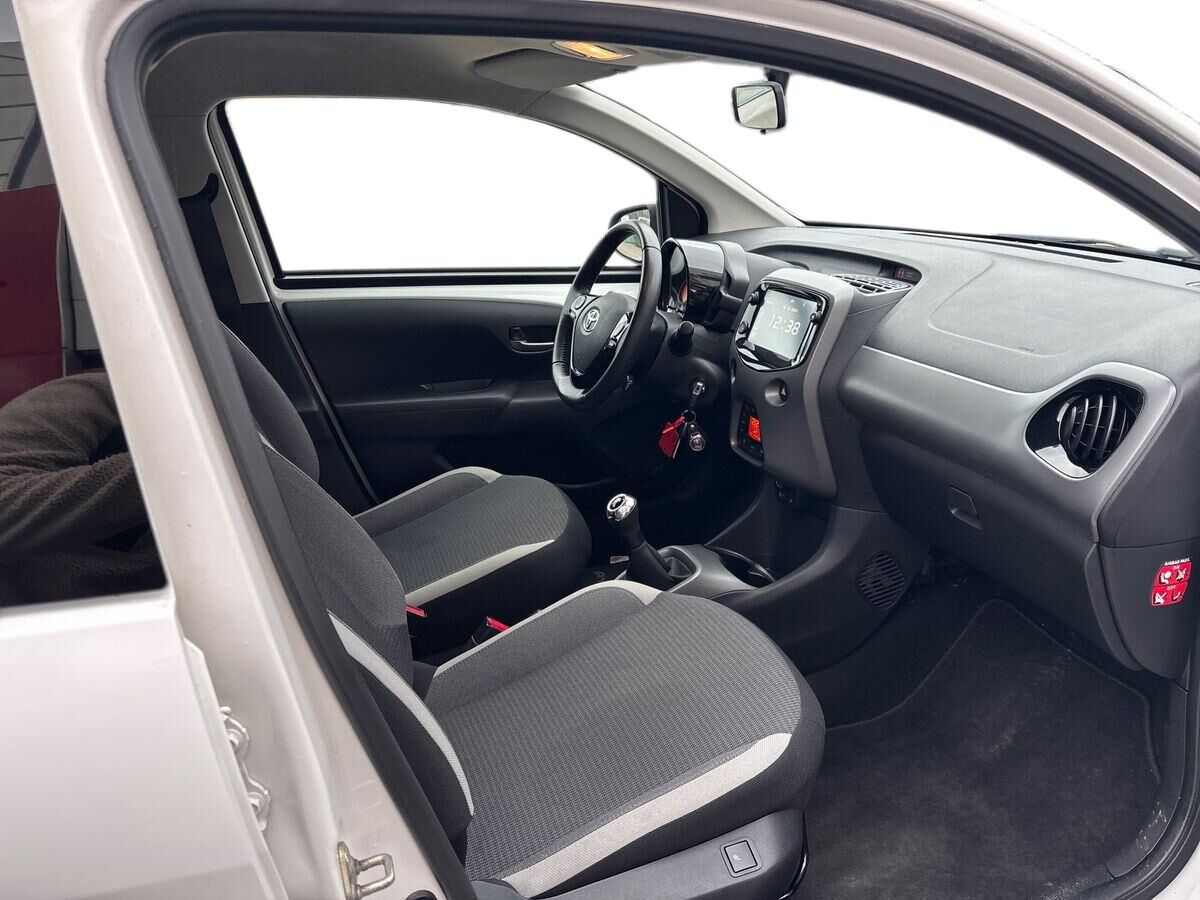 Billede af Toyota Aygo 1,0 VVT-I X-Press 72HK 5d