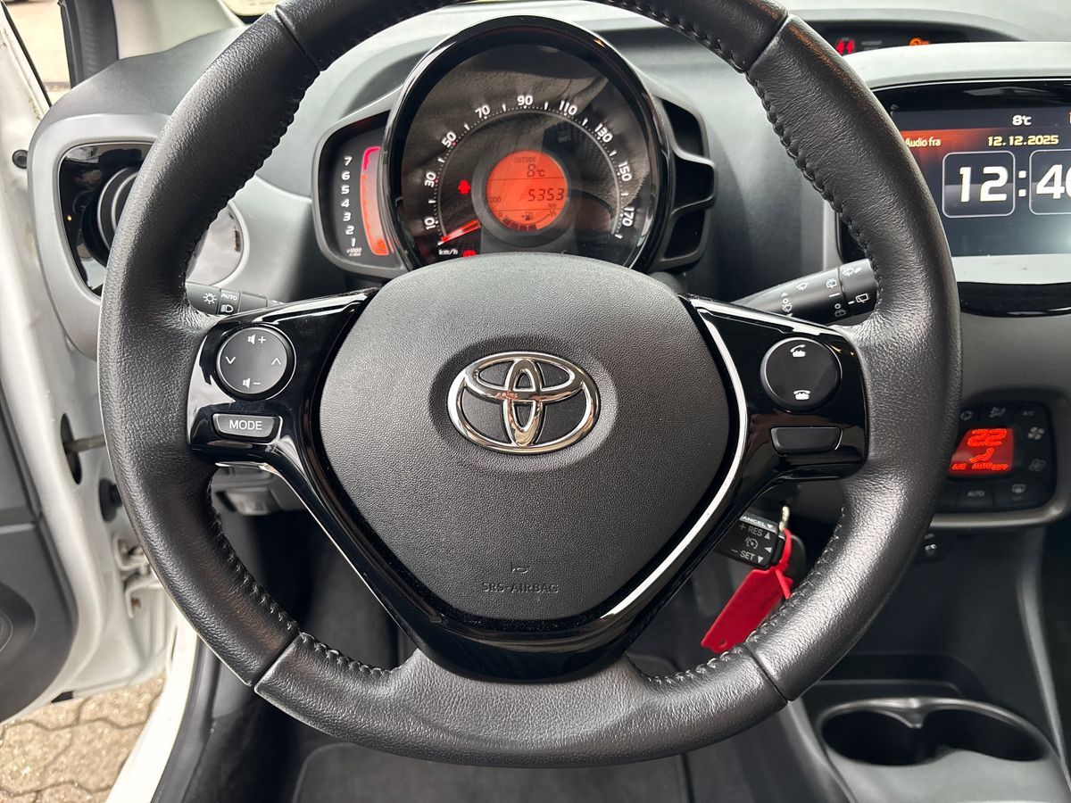 Billede af Toyota Aygo 1,0 VVT-I X-Press 72HK 5d