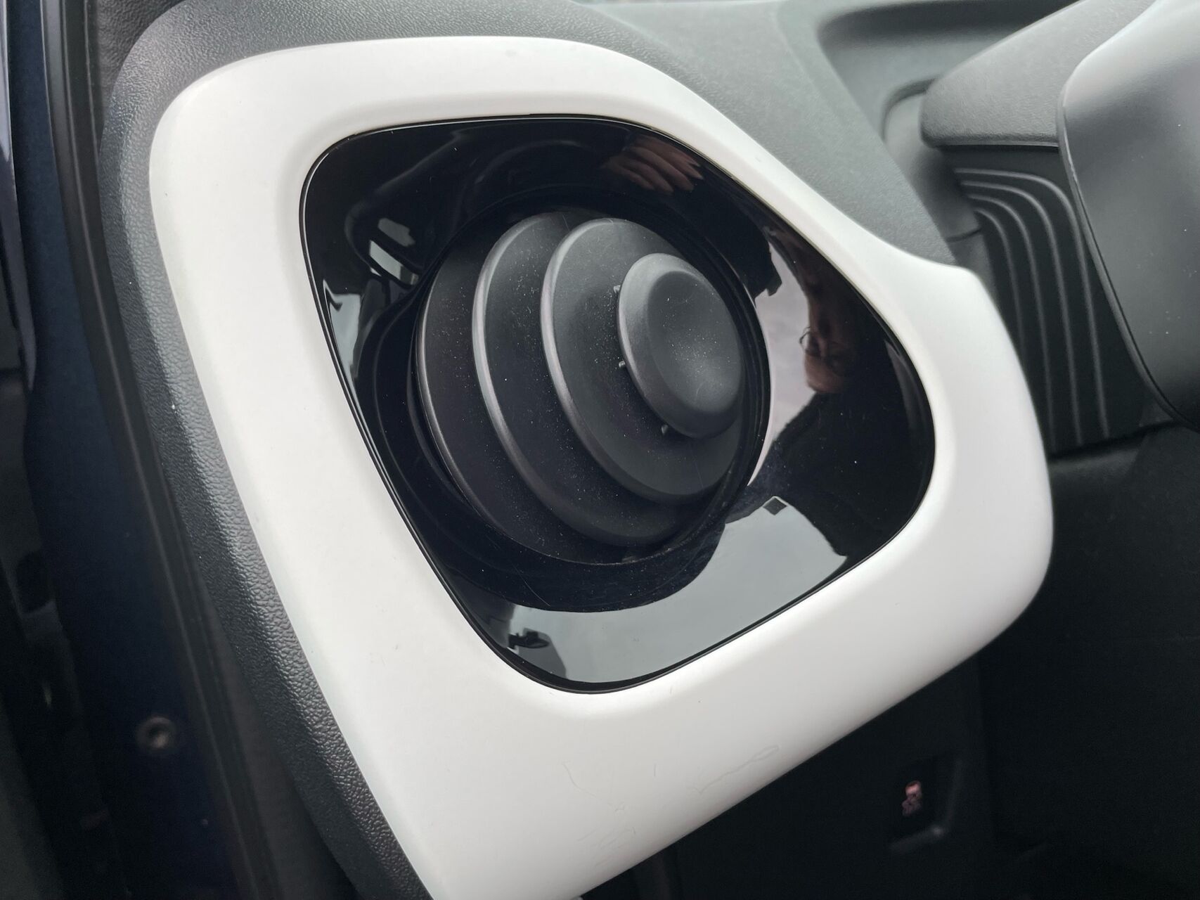 Billede af Peugeot 108 1,0 e-Vti Edition+ 69HK 5d