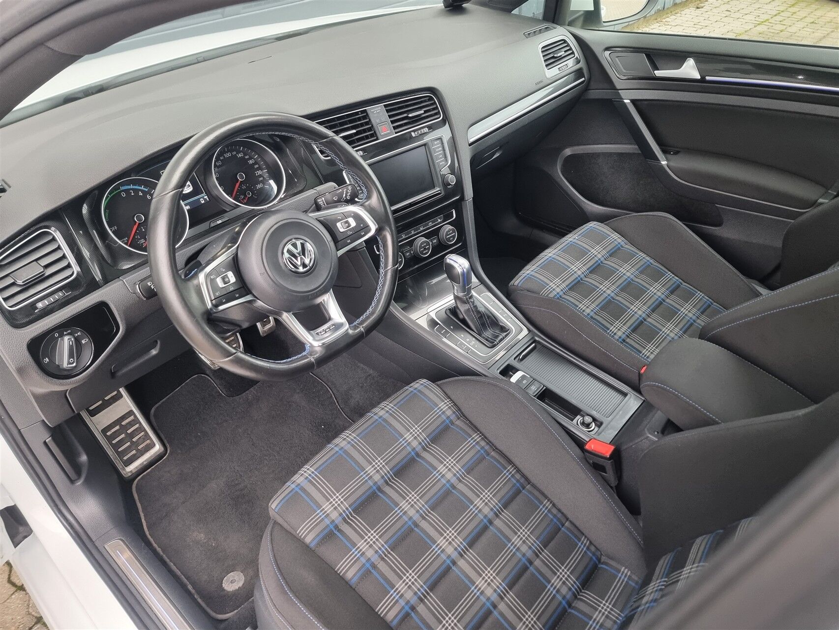 Billede af VW Golf Variant 1,4 TSI  Plugin-hybrid GTE DSG 204HK Stc 6g Aut.