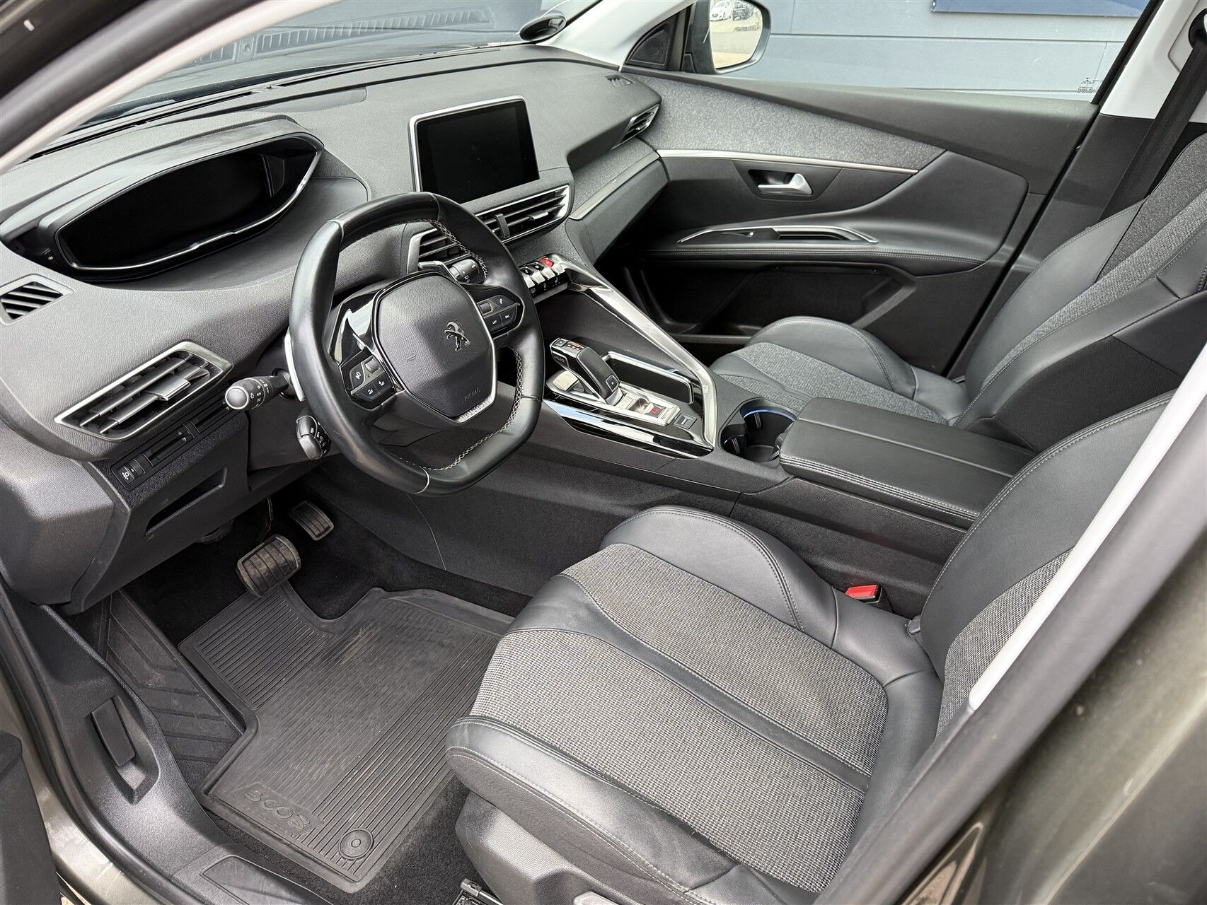 Billede af Peugeot 5008 1,5 BlueHDi Allure EAT8 130HK 5d 8g Aut.