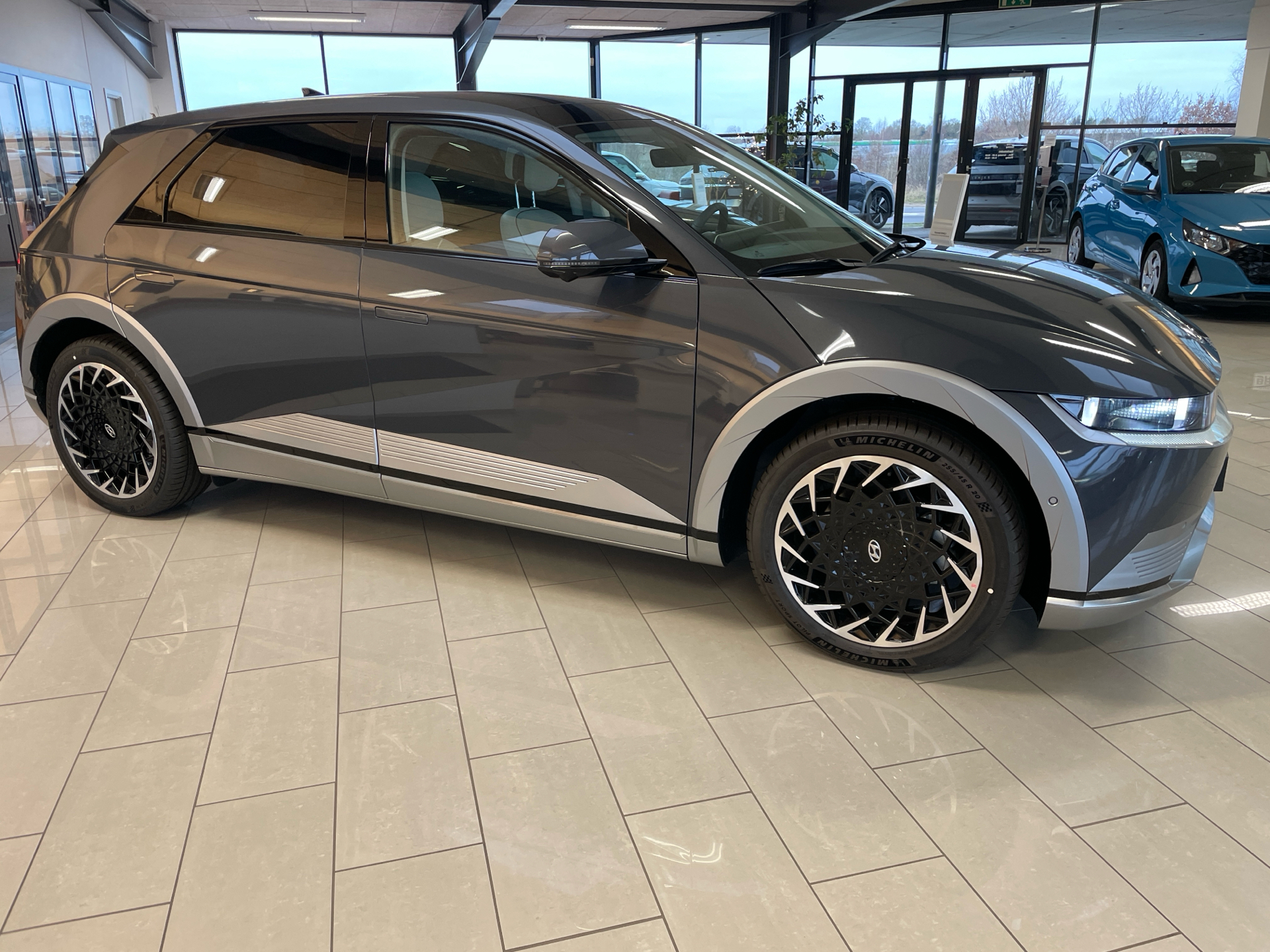 Billede af Hyundai Ioniq 5 Electric 77,4 kWh Ultimate 4WD 325HK 5d Aut.