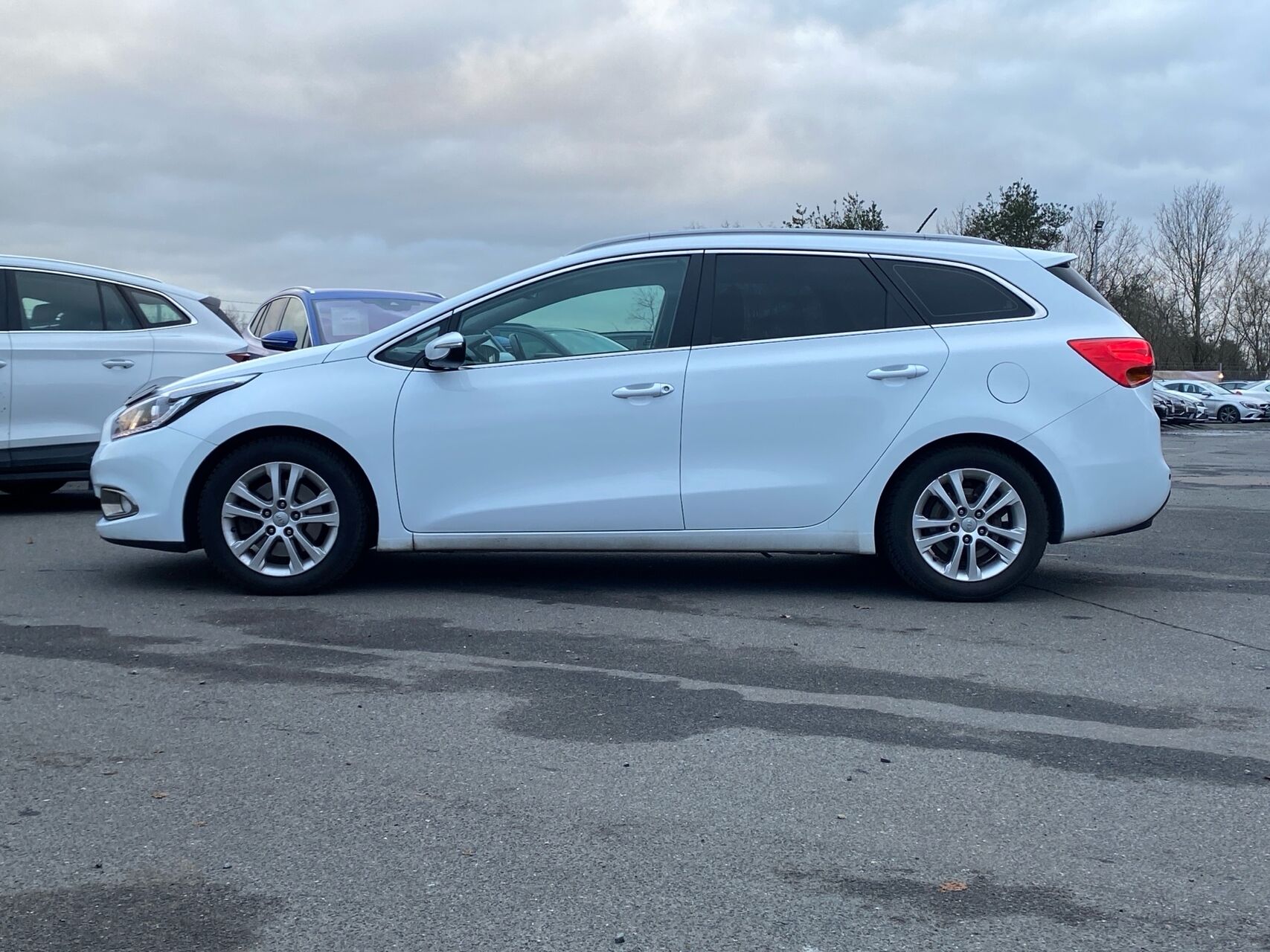 Billede af Kia Ceed SW 1,6 GDI Premium DCT 135HK Stc 6g Aut.