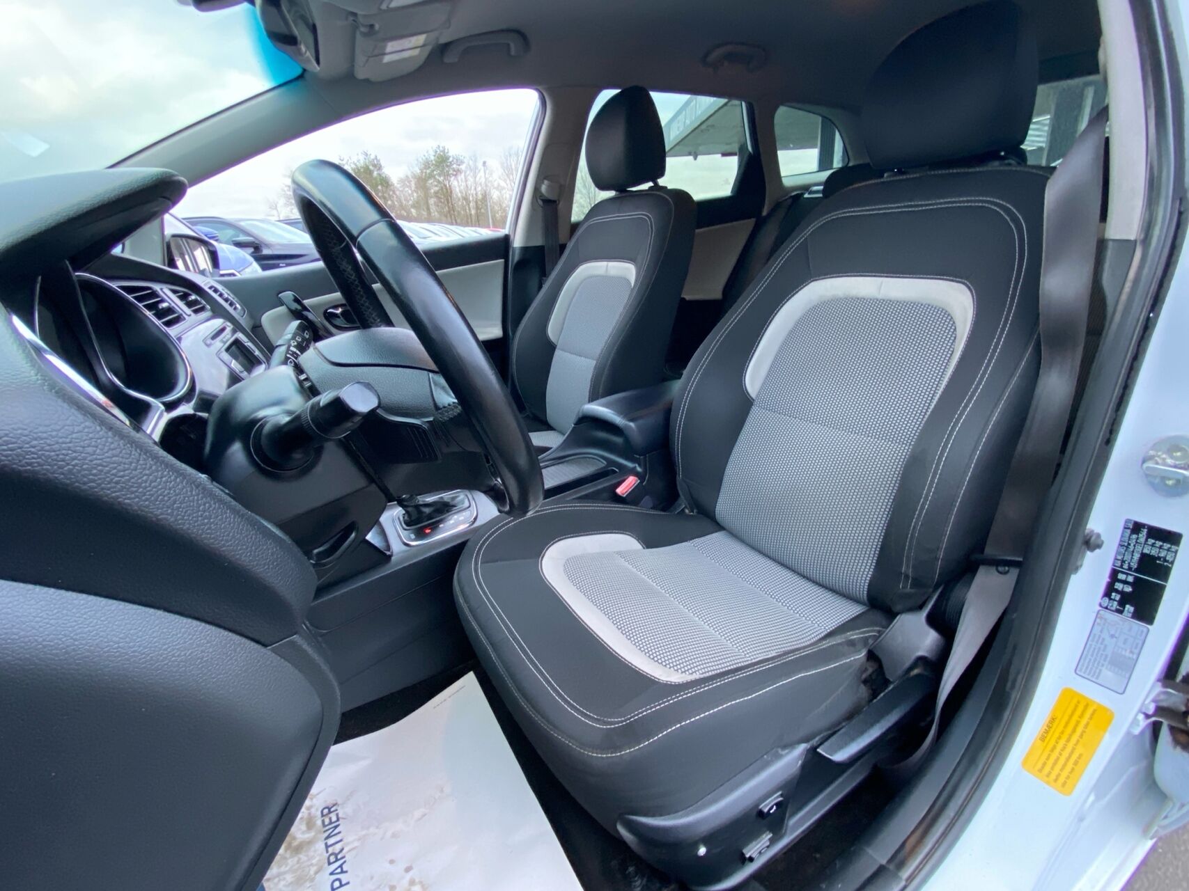 Billede af Kia Ceed SW 1,6 GDI Premium DCT 135HK Stc 6g Aut.